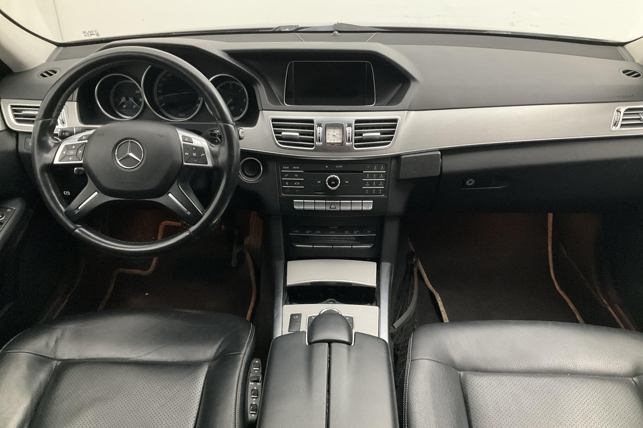 Mercedes E 220 CDI BlueTEC Kombi S212 (170hk) - 400 090 km - Automaattinen - musta - 2016