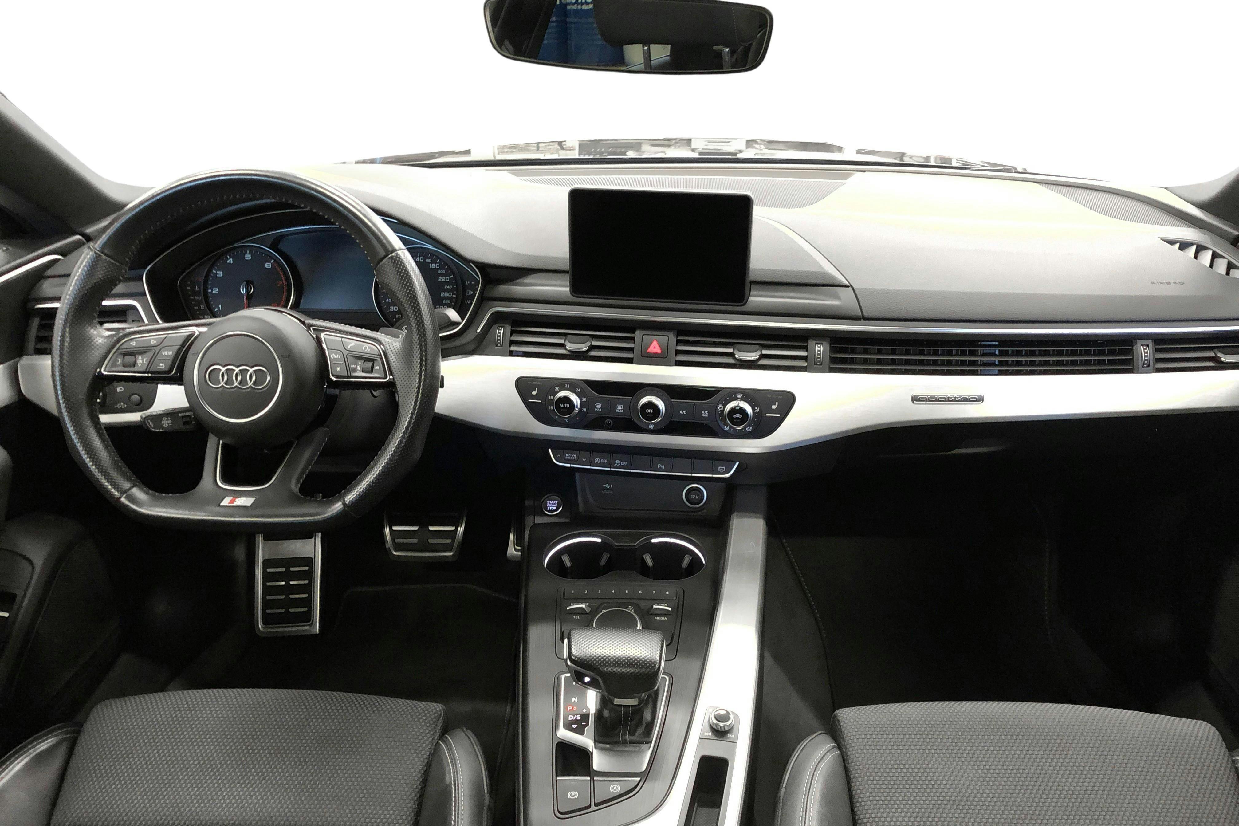 Audi A5 2.0 TFSI Coupé quattro (252hk) - 9 293 mil - Automat - svart - 2018