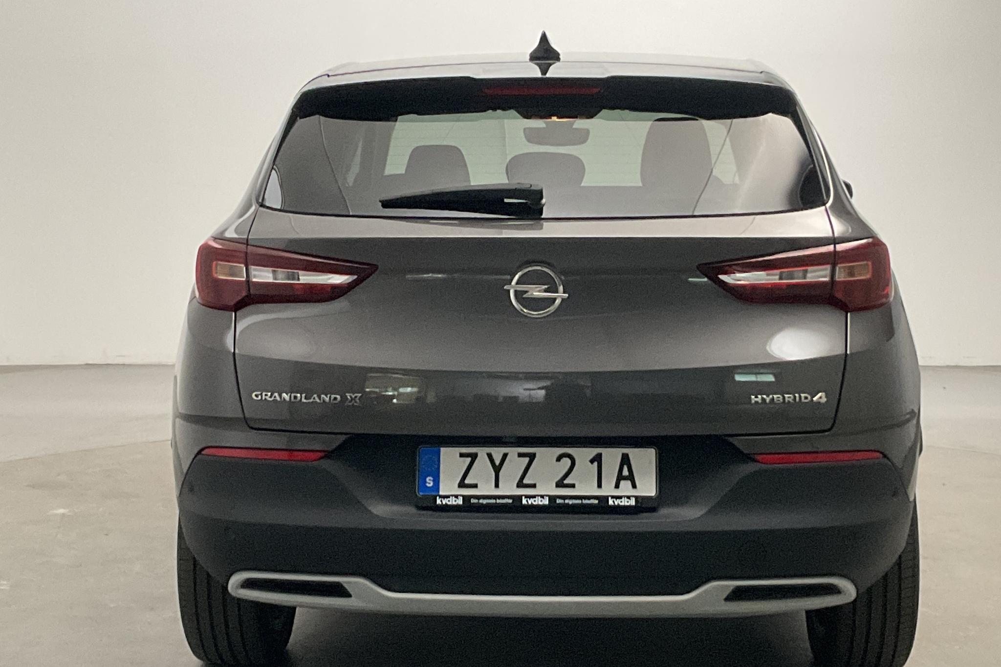 Opel Grandland X 1.6 AWD PHEV (300hk) - 23 780 km - Automatic - gray - 2021