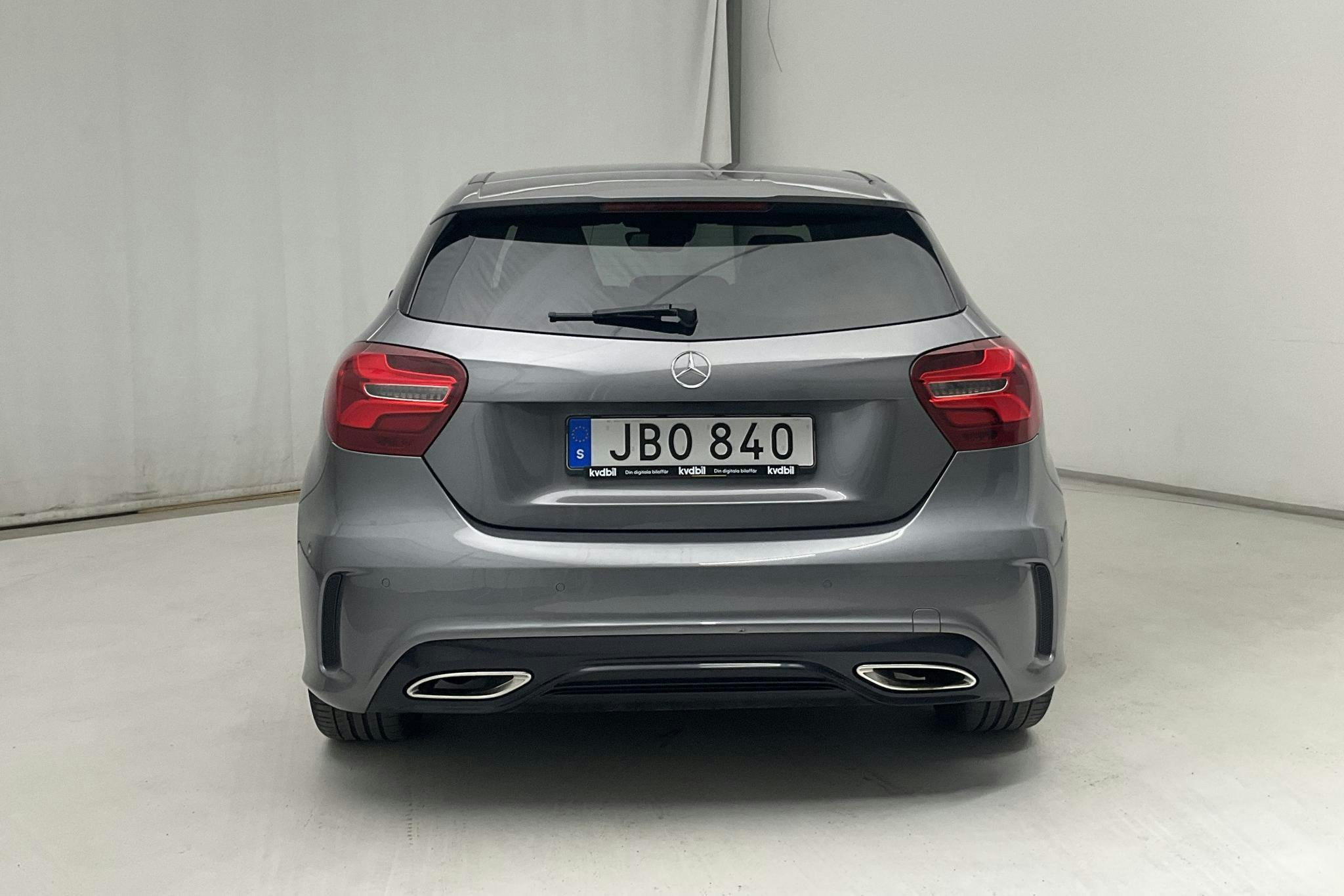Mercedes A 200 d 4MATIC 5dr W176 (136hk) - 9 268 mil - Automat - Dark Grey - 2017