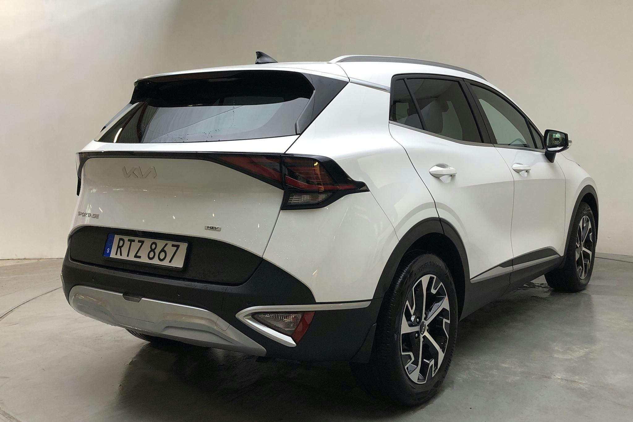 KIA Sportage HEV AWD (230hk) - 42 640 km - Automatic - white - 2022
