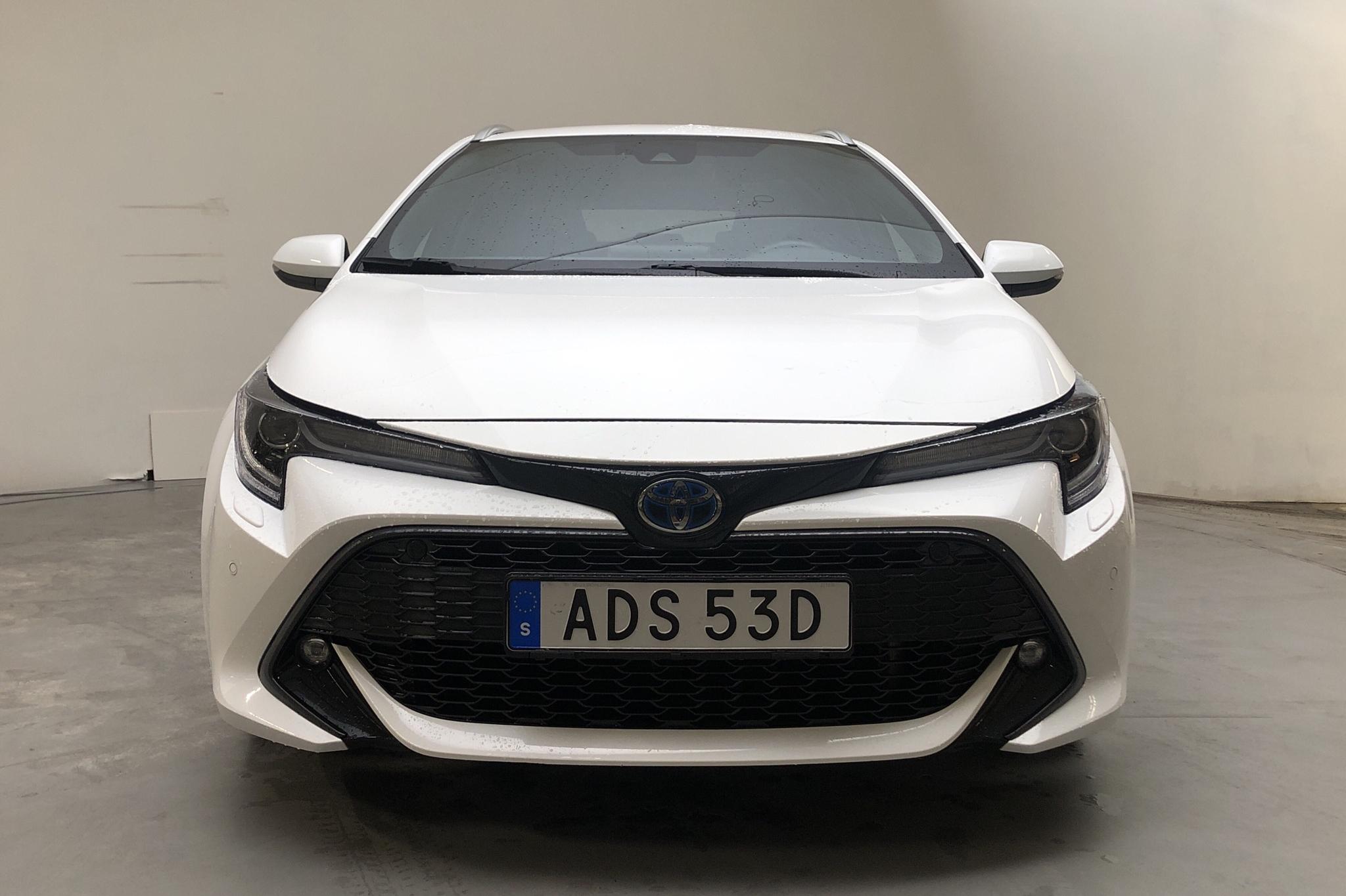 Toyota Corolla 1.8 Hybrid Touring Sports (122hk) - 49 740 km - Automatic - white - 2022