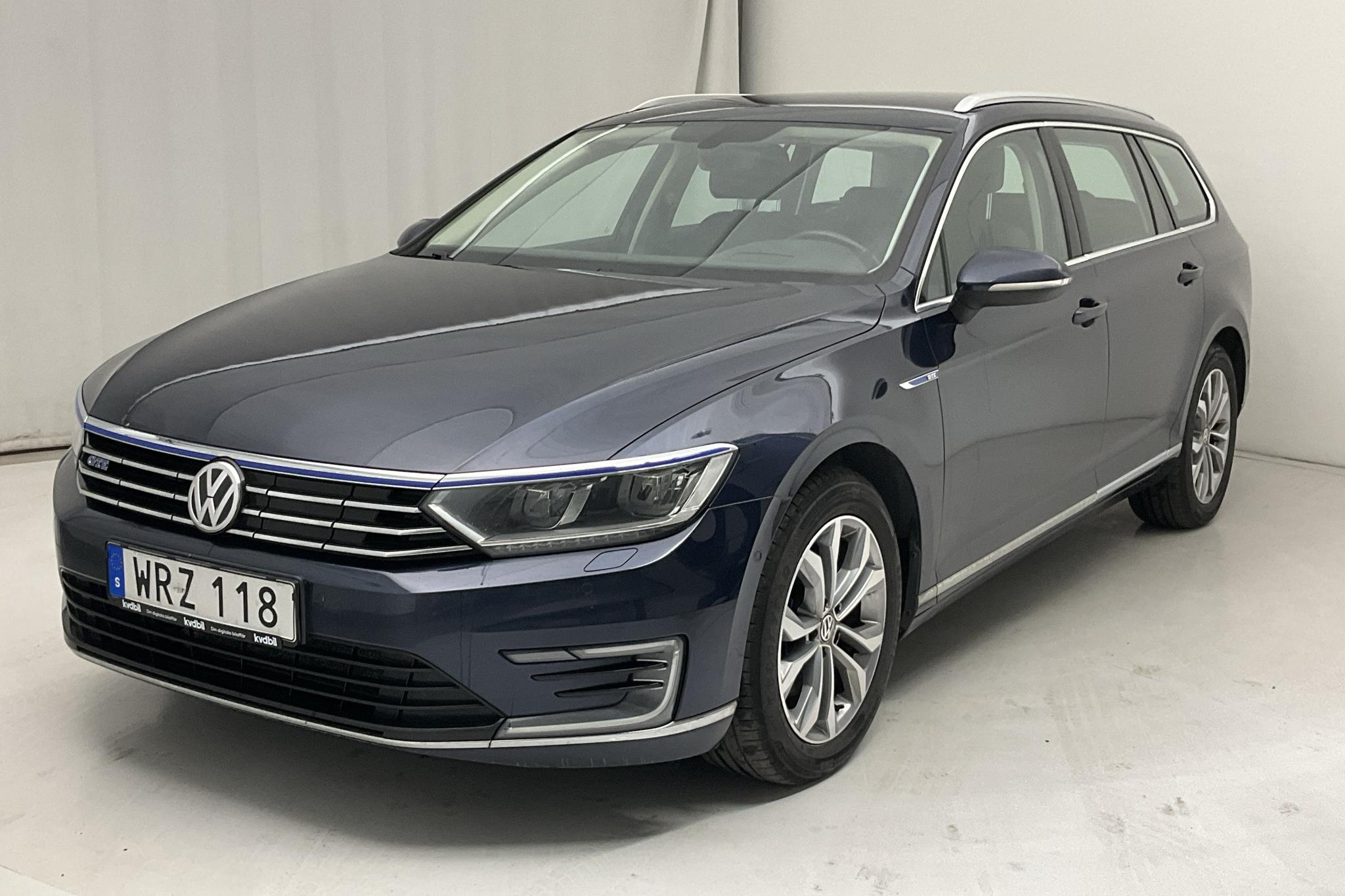 VW Passat 1.4 Plug-in-Hybrid Sportscombi (218hk)