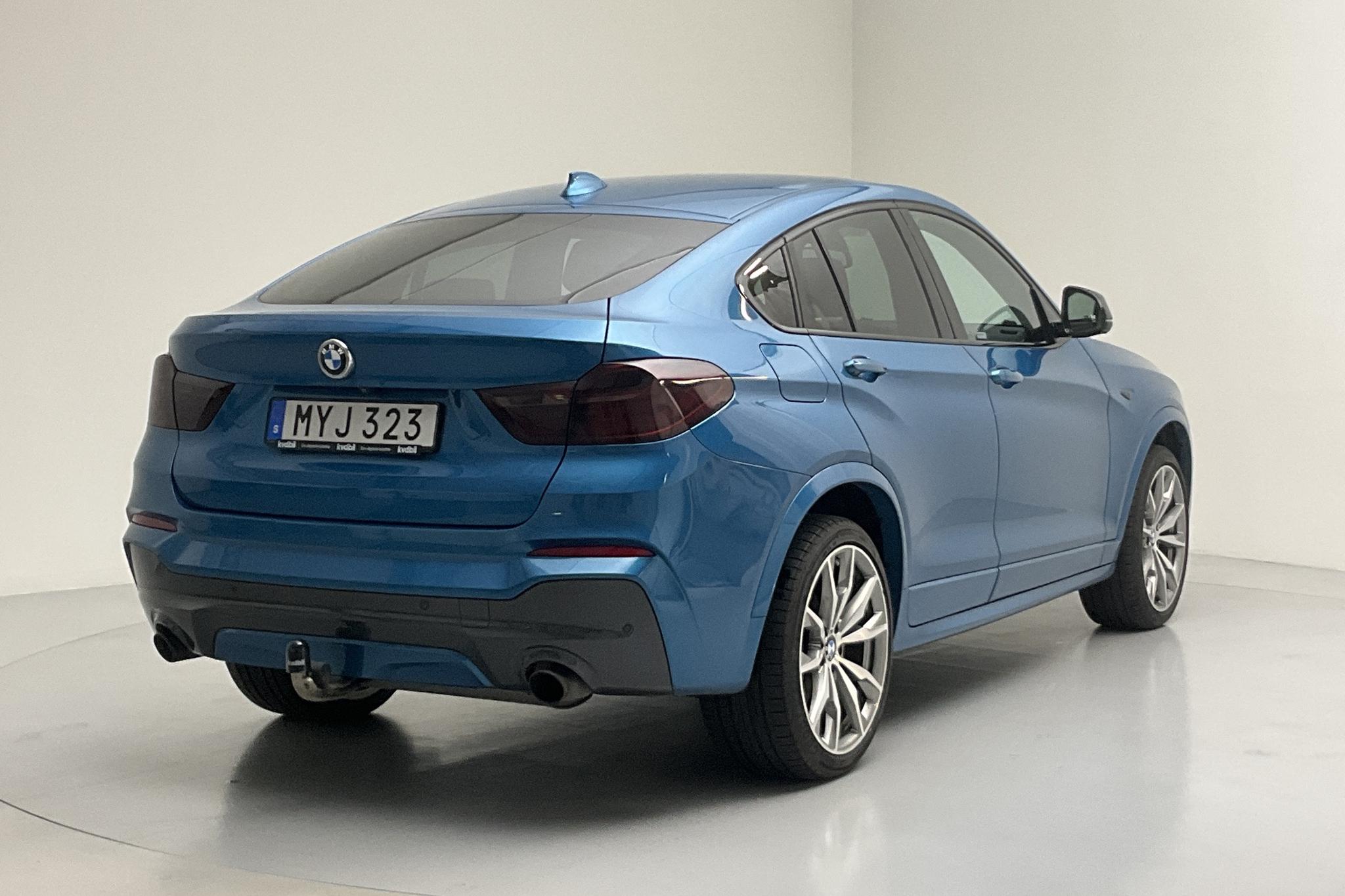 BMW X4 M40I (360hk) - 11 843 mil - Automat - blå - 2016