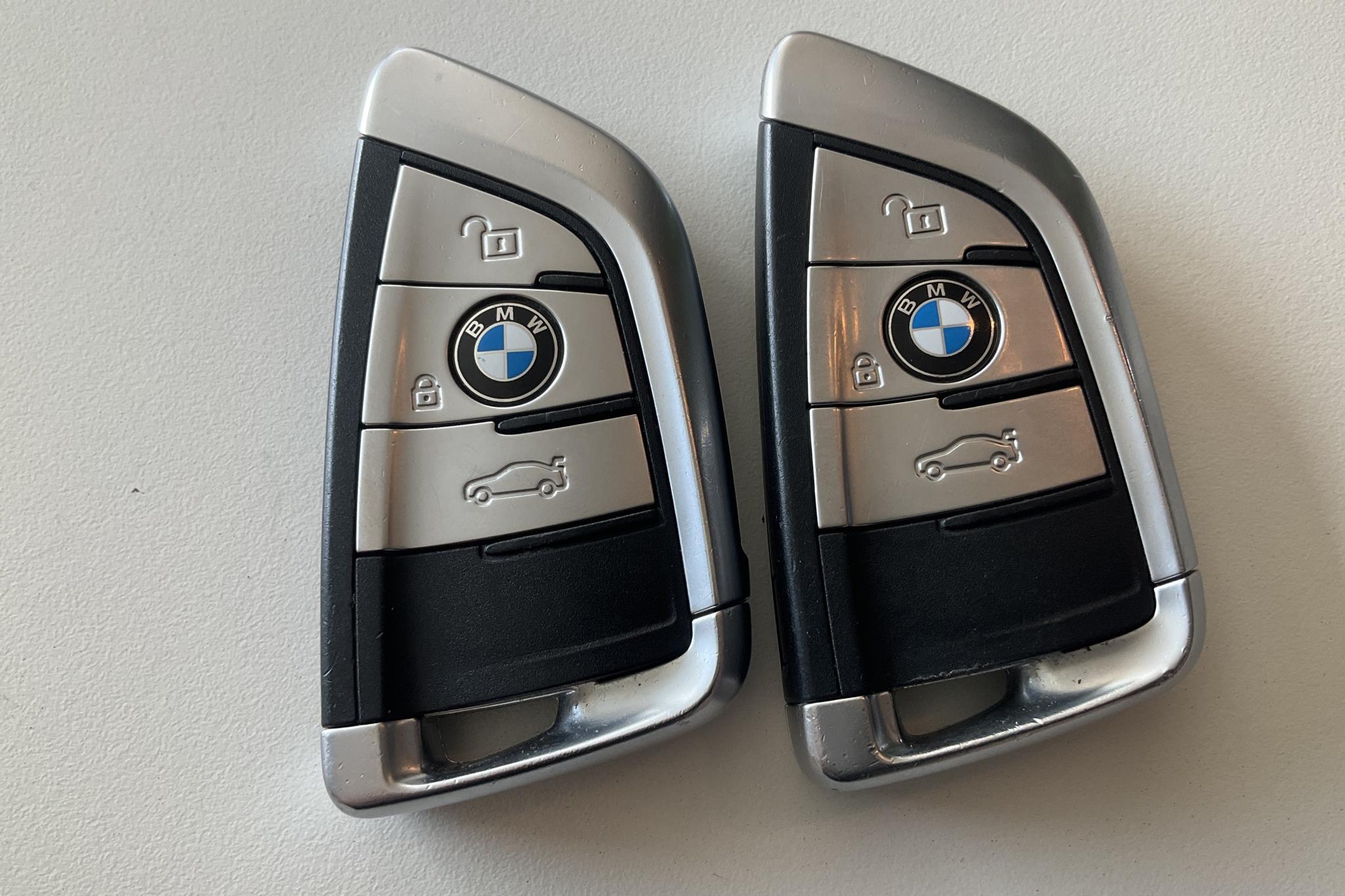 BMW X5 xDrive40e, F15 (313hk) - 104 840 km - Automatic - white - 2017