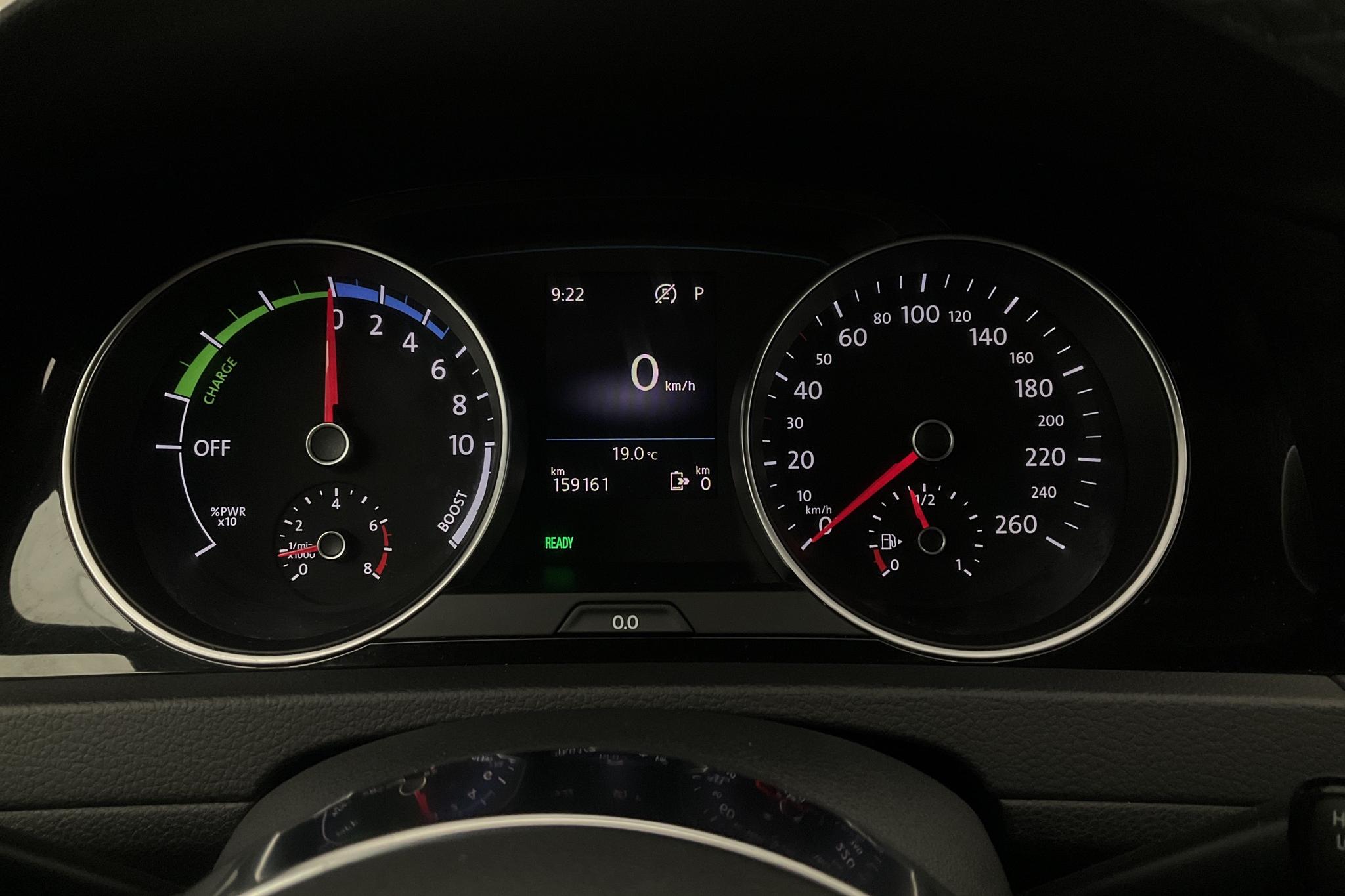 VW Golf VII GTE 5dr (204hk) - 15 916 mil - Automat - vit - 2019