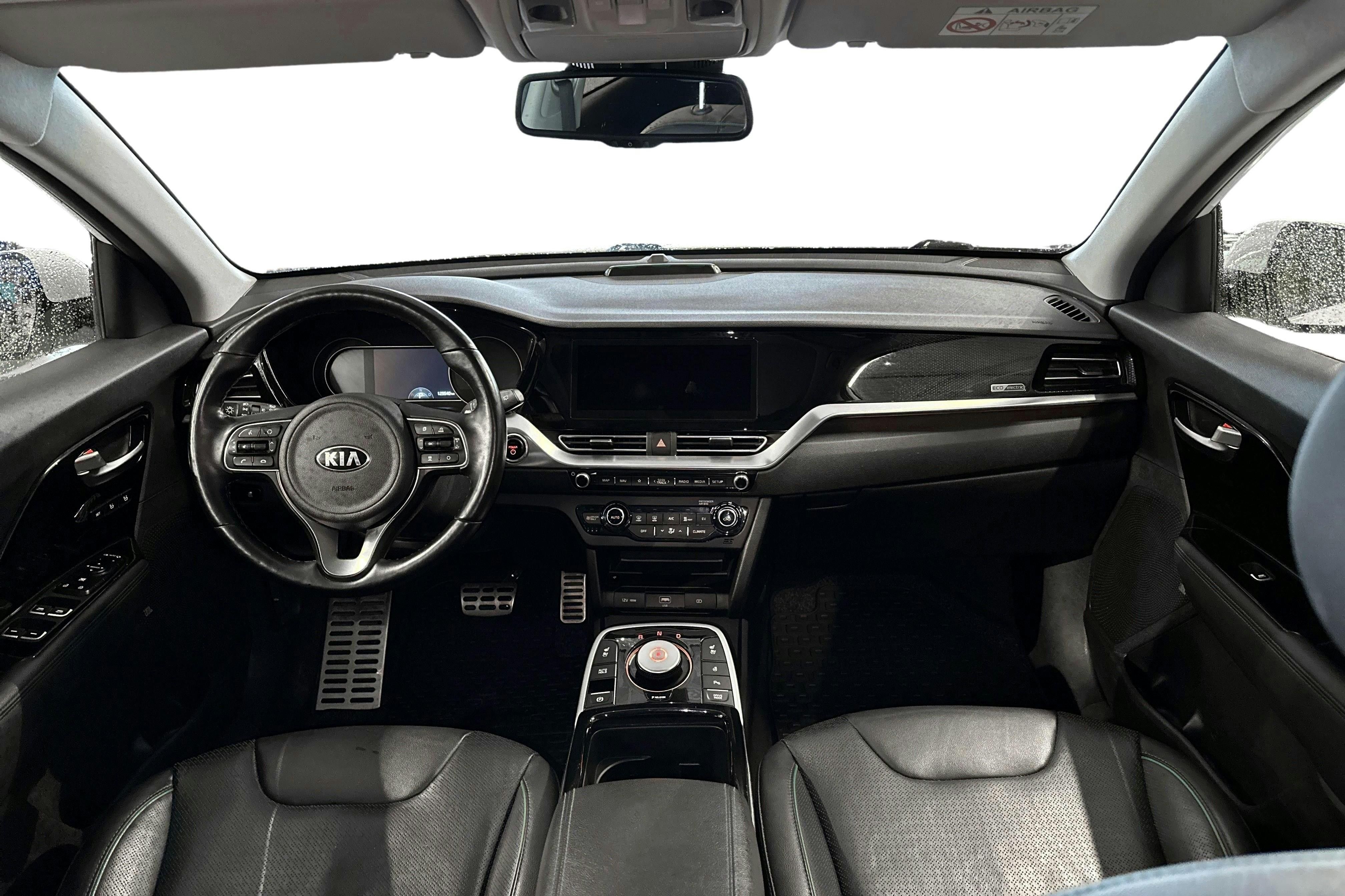KIA Niro EV 64 kWh (204hk) - 12 553 mil - Automat - vit - 2020