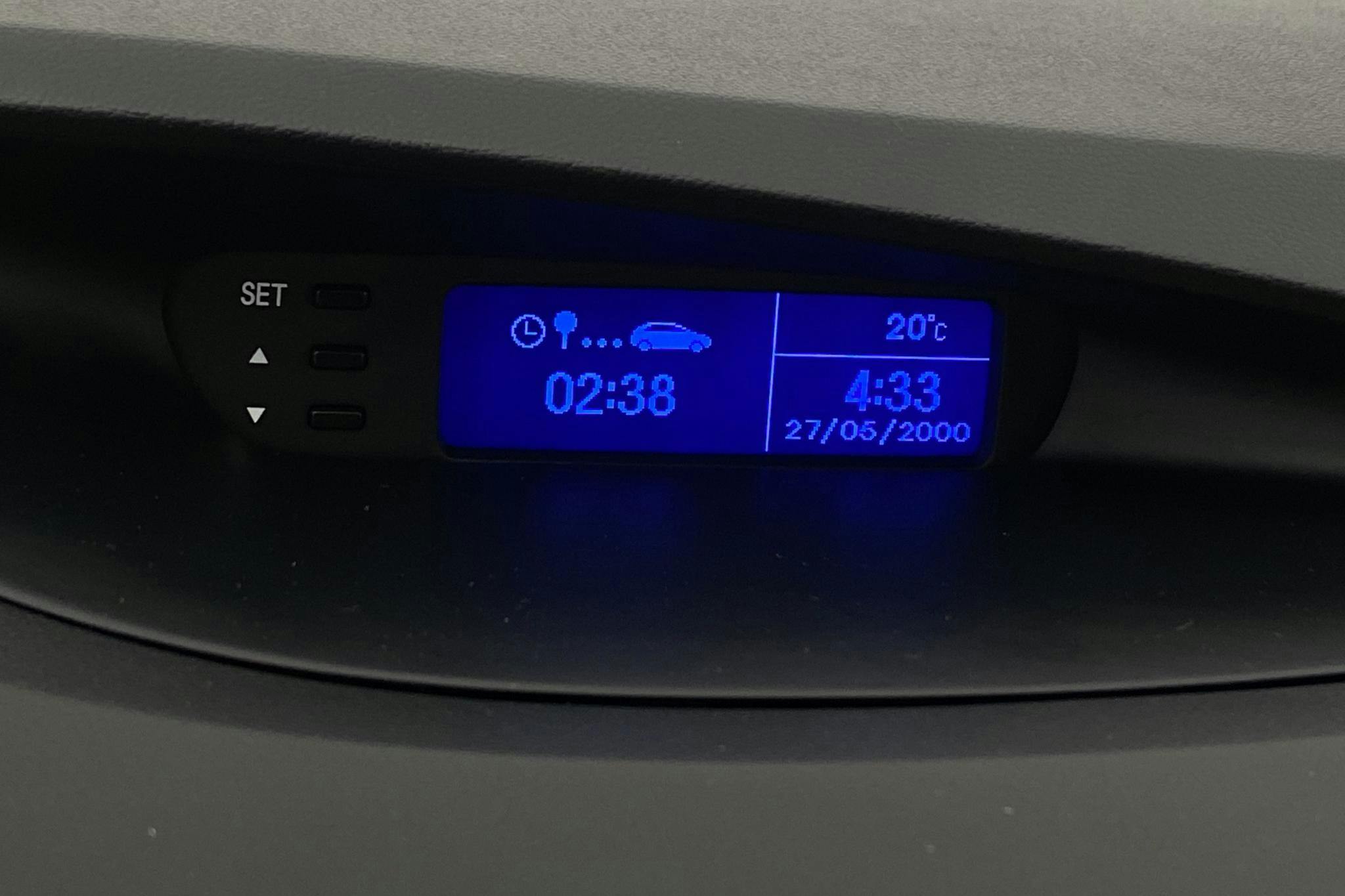 Hyundai i20 1.4 (100hk) - 2 703 mil - Automat - silver - 2015