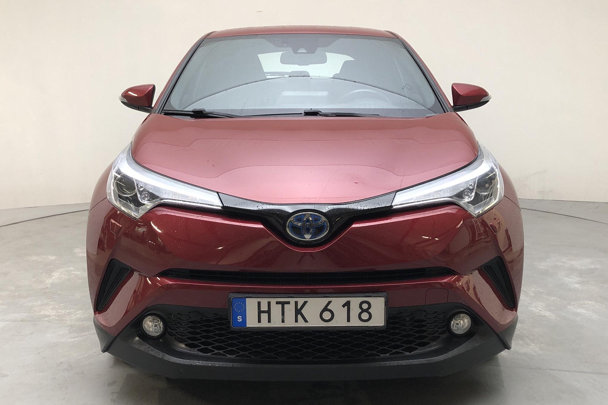 Toyota C-HR 1.8 HSD (122hk) - 9 082 mil - Automat - röd - 2018
