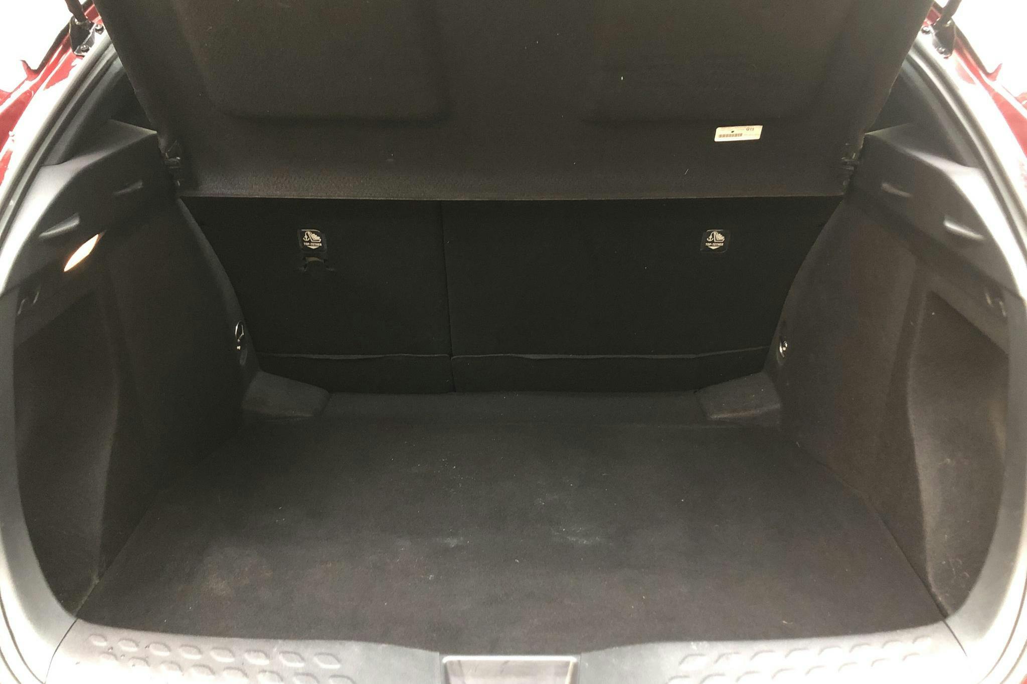 Toyota C-HR 1.8 HSD (122hk) - 9 082 mil - Automat - röd - 2018
