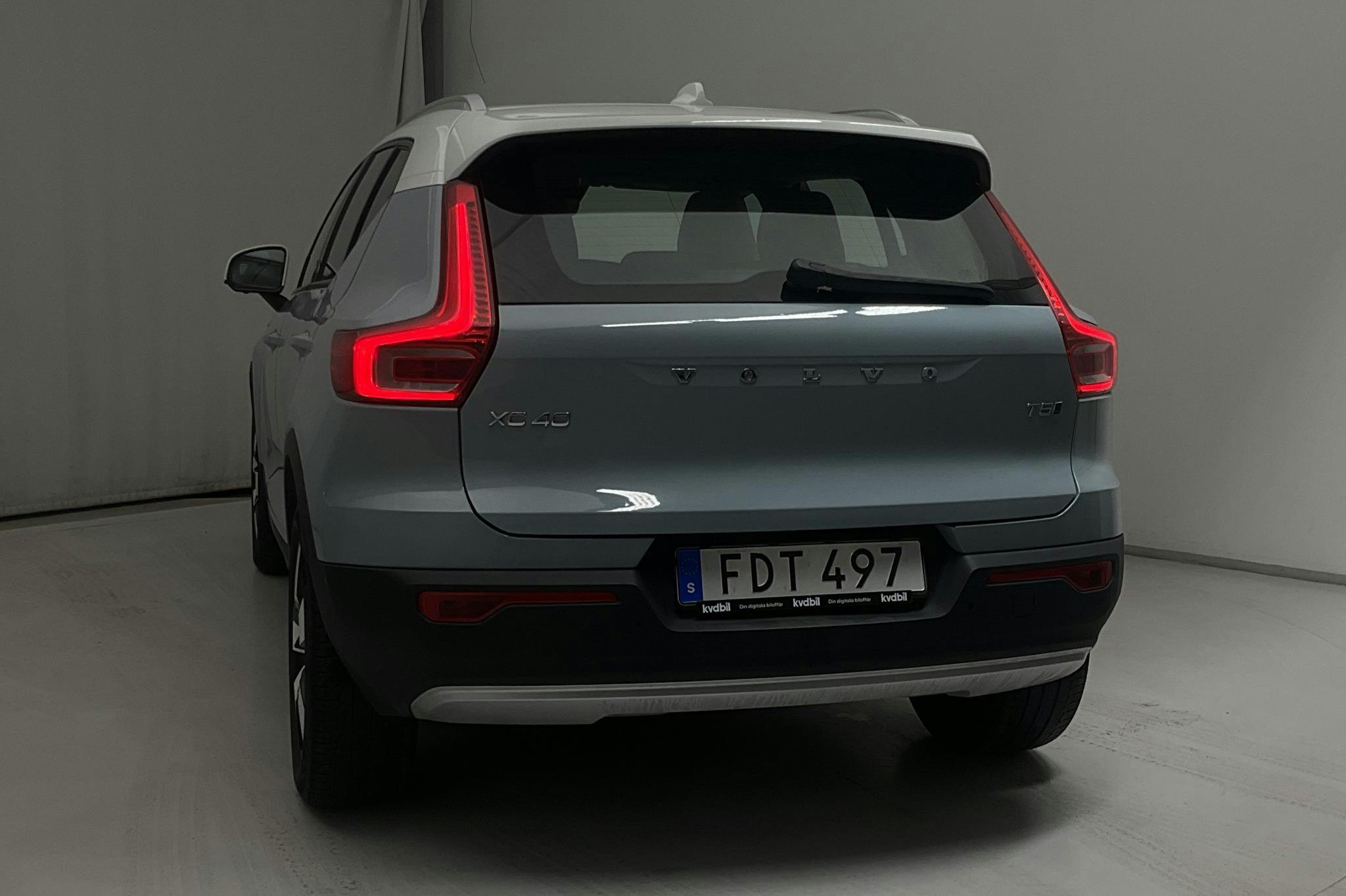Volvo XC40 T5 AWD (247hk) - 47 320 km - Automatic - Light Blue - 2018