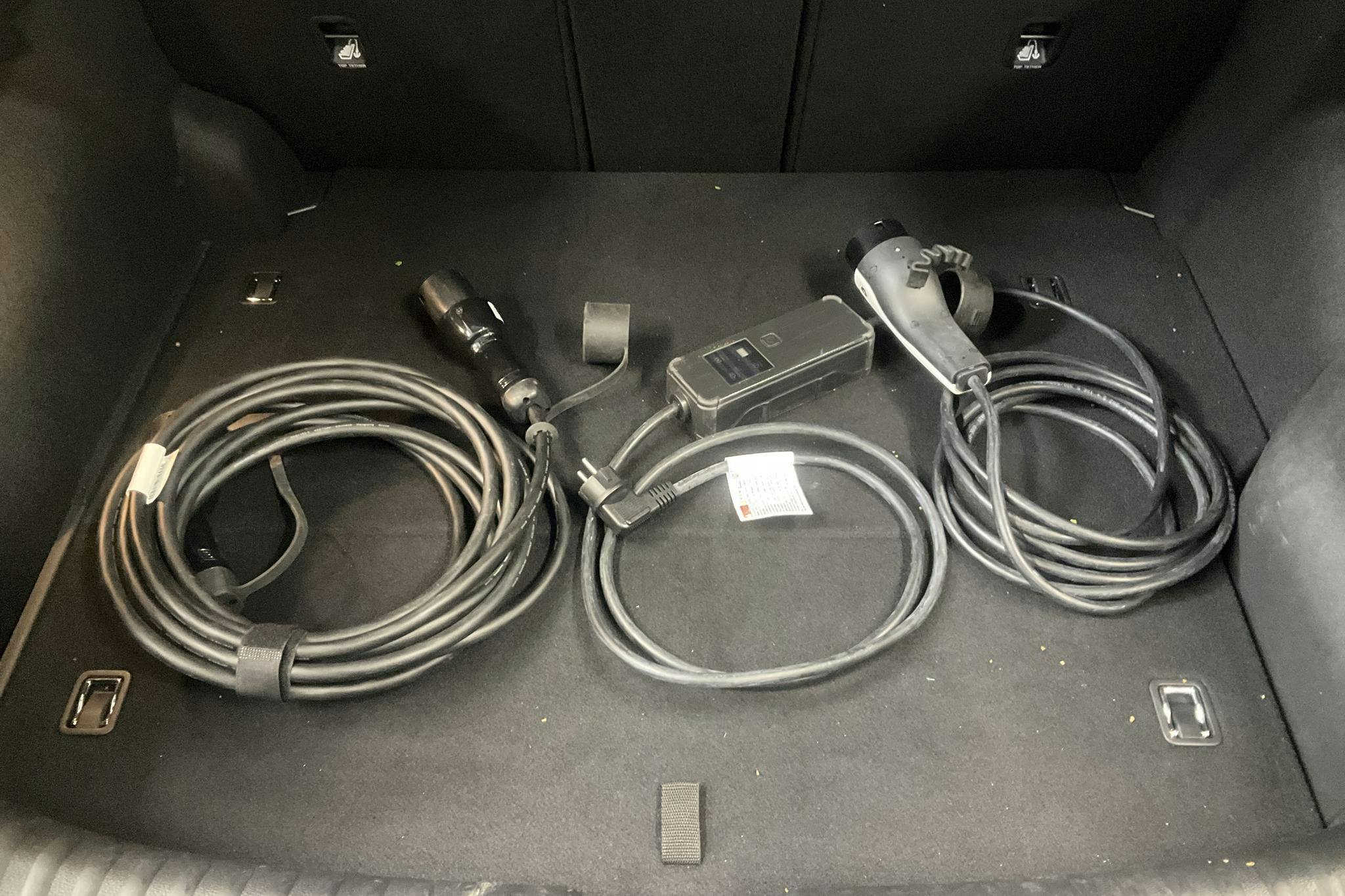 KIA XCeed 1.6 Plug-in Hybrid 5dr (141hk) - 13 200 km - Automatic - red - 2022