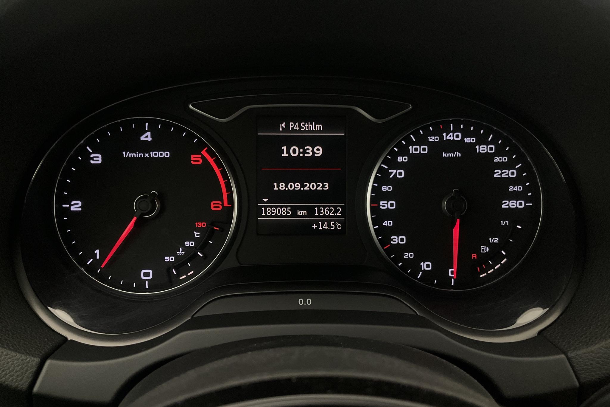 Audi A3 2.0 TDI Sportback quattro (150hk) - 189 080 km - Manual - black - 2015
