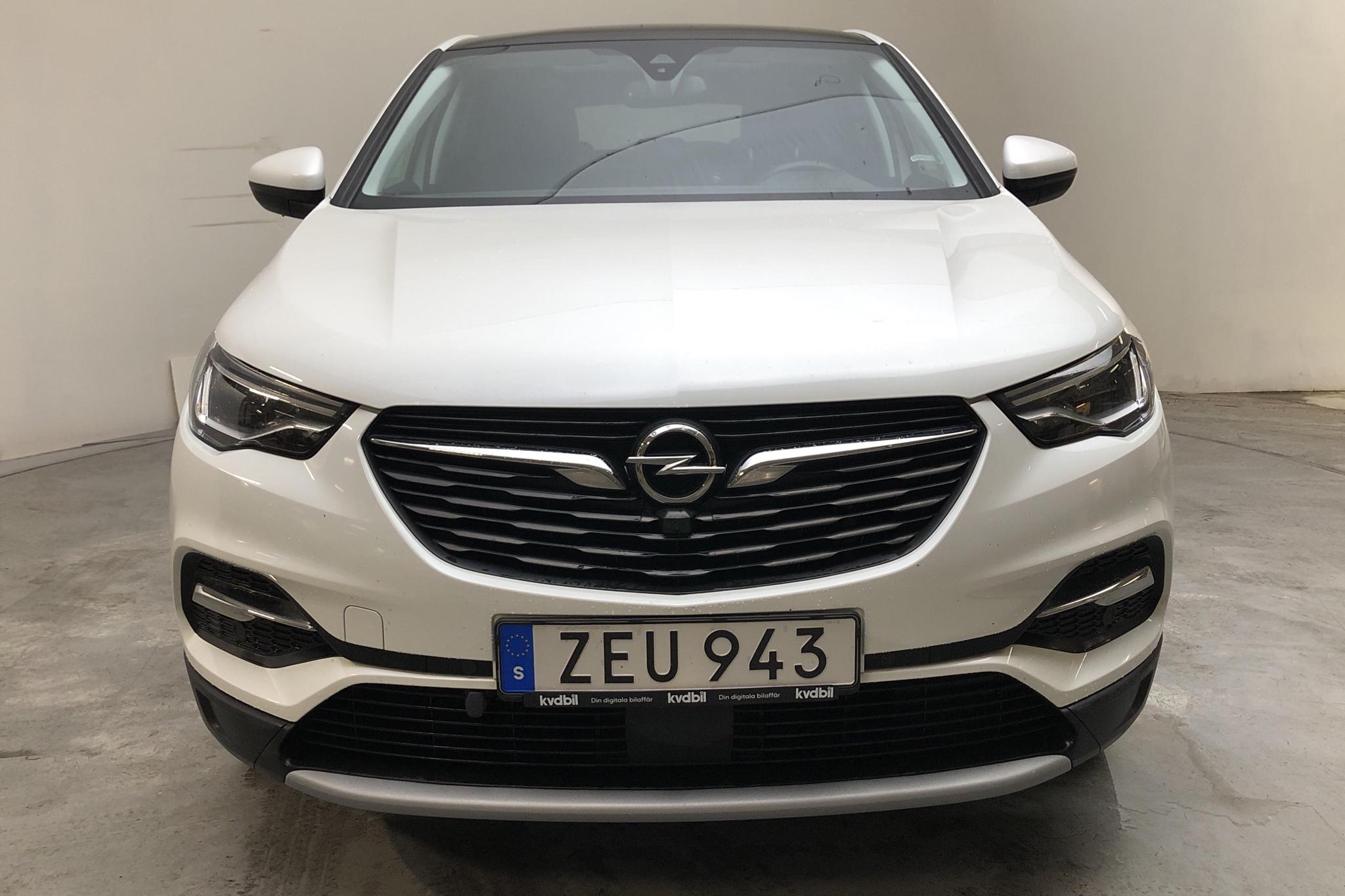 Opel Grandland X 1.2 ECOTEC (130hk) - 5 826 mil - Automat - vit - 2018