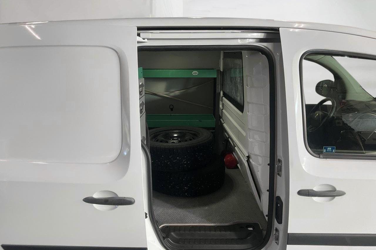 Renault Kangoo 1.5 dCi Skåp (110hk) - 5 664 mil - Manuell - vit - 2015
