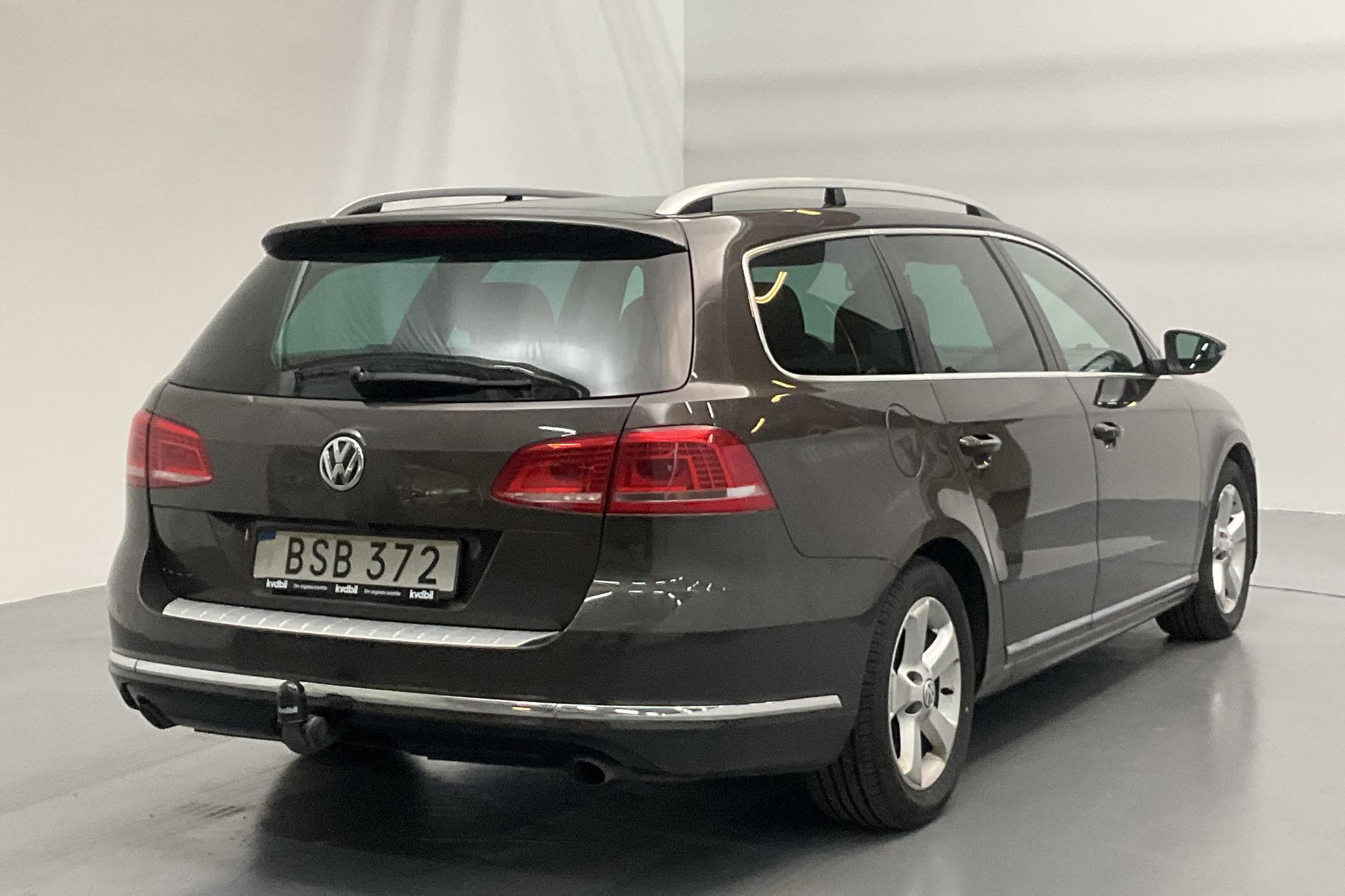 VW Passat 2.0 TDI BlueMotion Technology Variant 4Motion (177hk) - 22 223 mil - Automat - Dark Brown - 2014