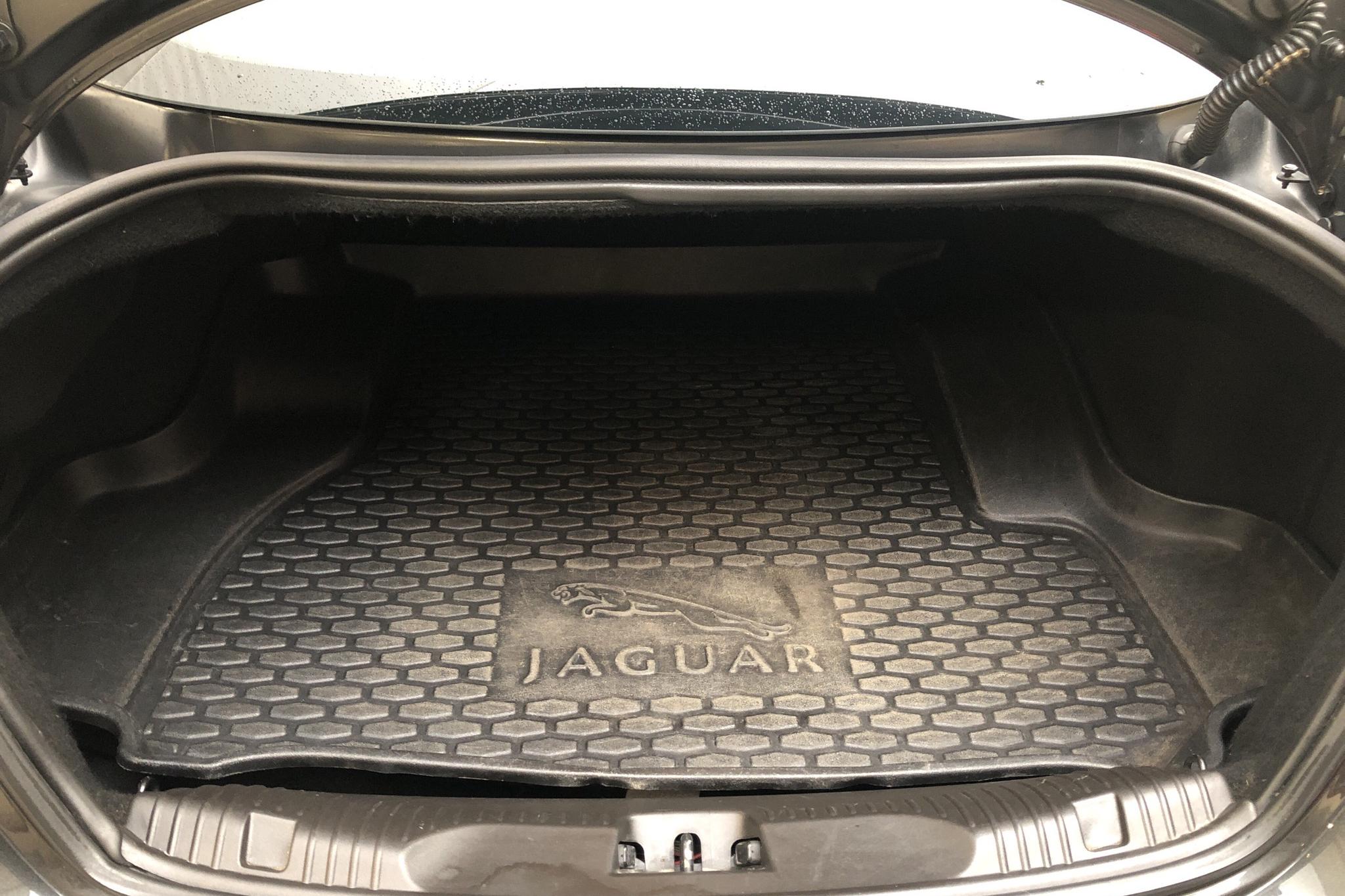 Jaguar XF 3.0 DS (275hk) - 25 818 mil - Automat - grå - 2011