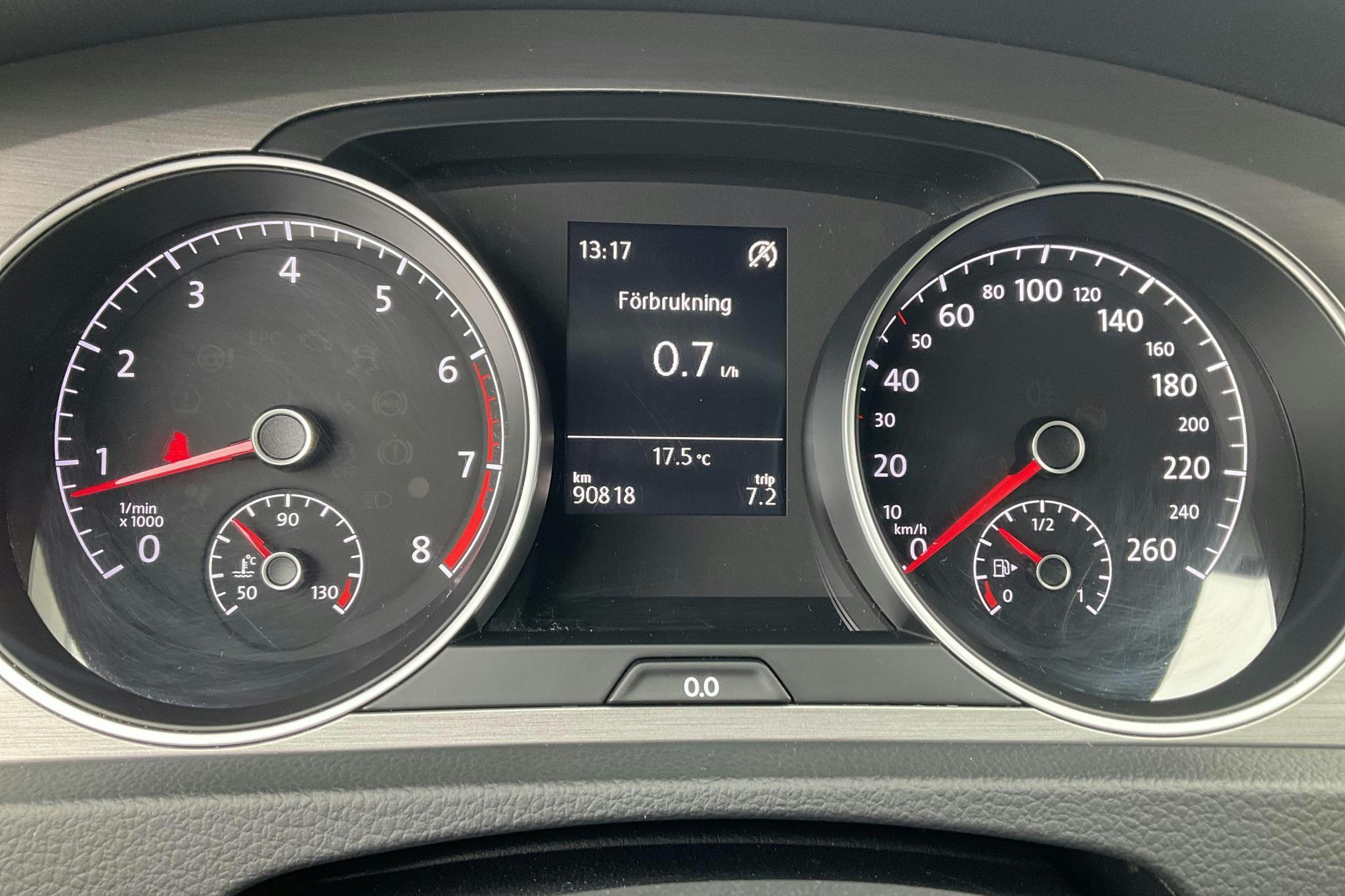 VW Golf VII 1.4 TSI Multifuel Sportscombi (125hk) - 9 081 mil - Manuell - vit - 2017