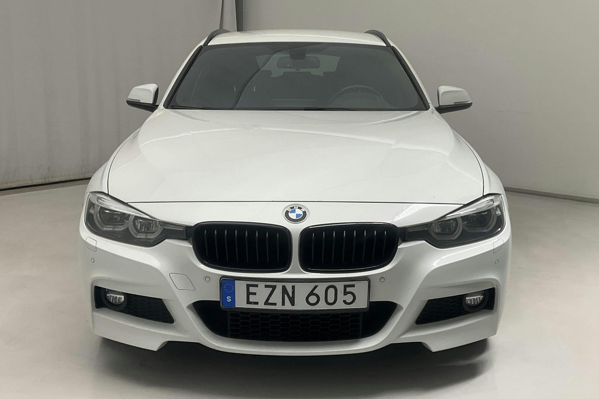 BMW 330i xDrive Touring, F31 (252hk) - 13 872 mil - Automat - vit - 2018
