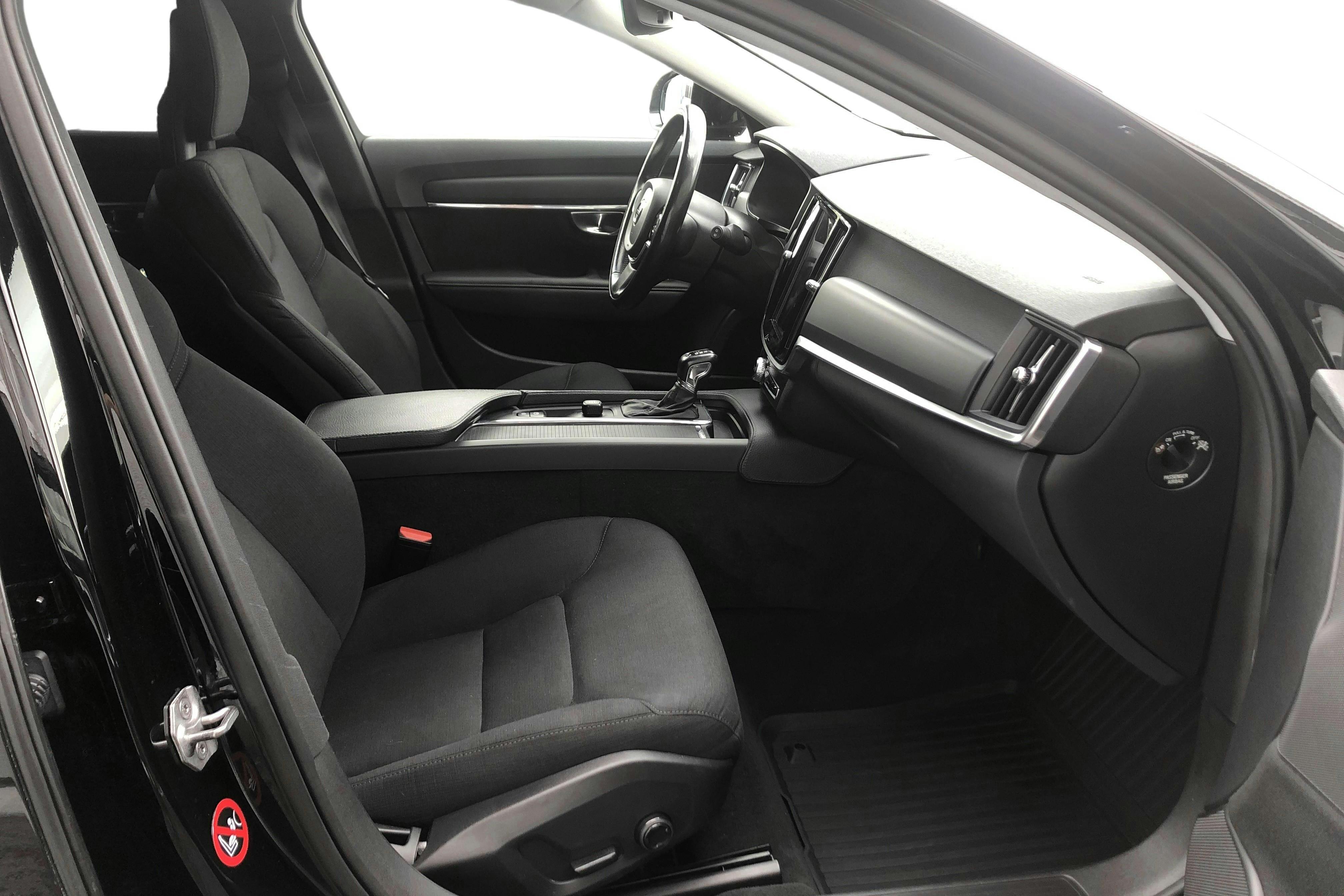 Volvo V90 D4 AWD (190hk) - 13 772 mil - Automat - svart - 2018