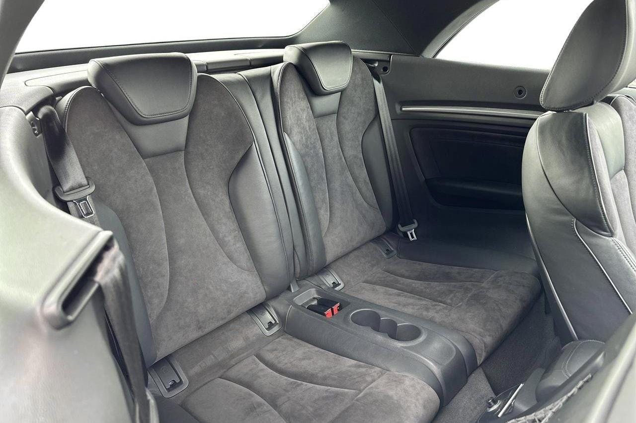 Audi A3 1.4 TFSI Cabriolet (150hk) - 5 841 mil - Manuell - vit - 2017