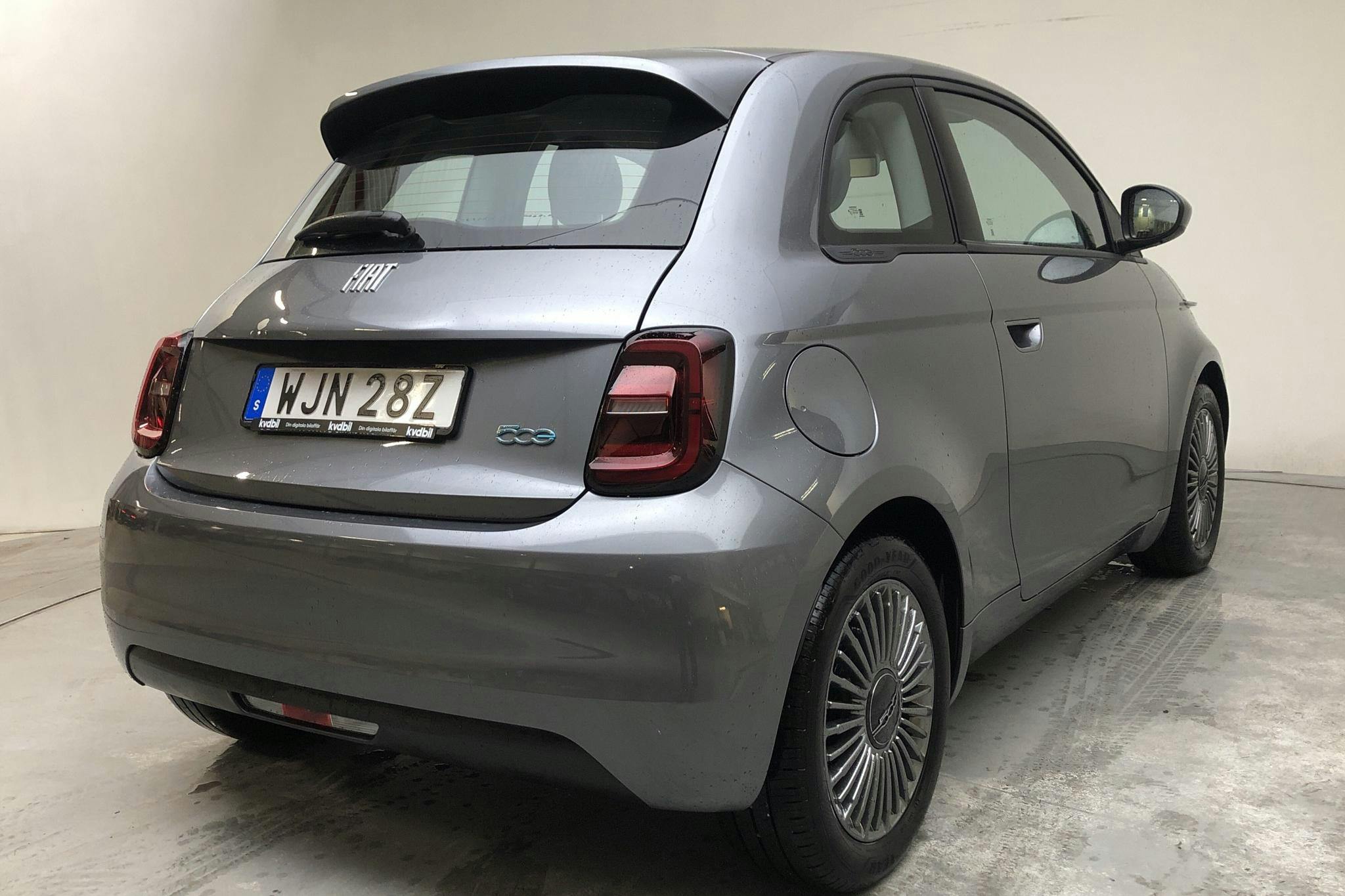 Fiat 500e (118hk) - 8 610 km - Automatic - gray - 2022