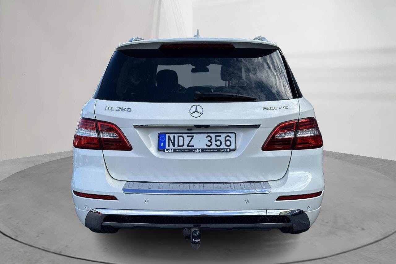 Mercedes ML 350 CDI BlueTEC W166 (258hk) - 17 844 mil - Automat - vit - 2013