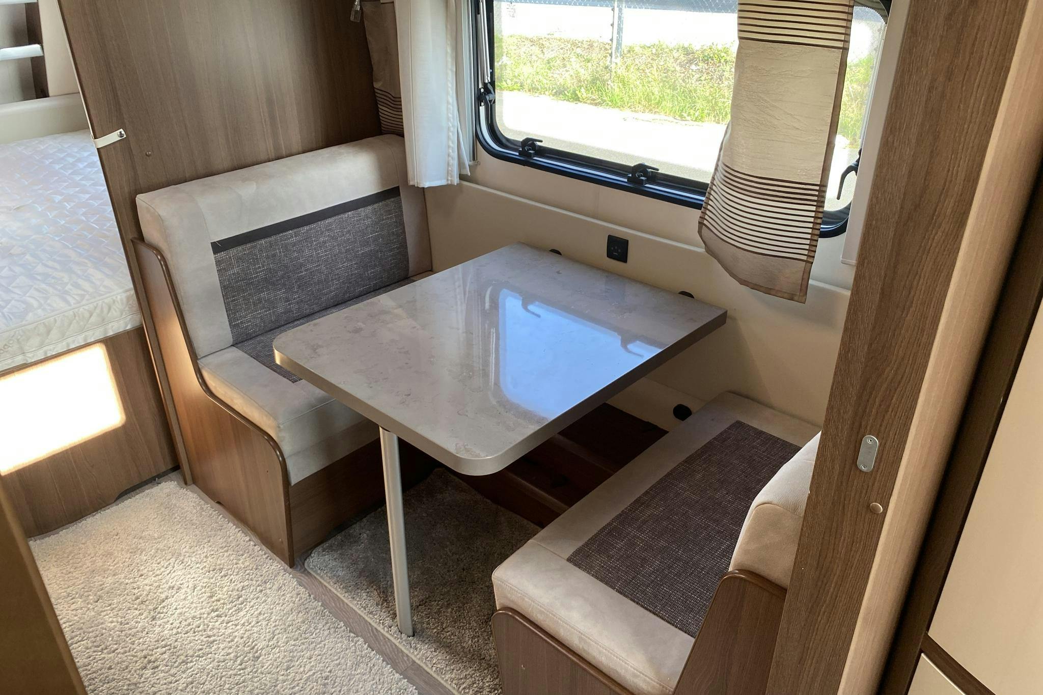 Hobby 720 UKFE PRESTIGE Husvagn - 0 km - white - 2019