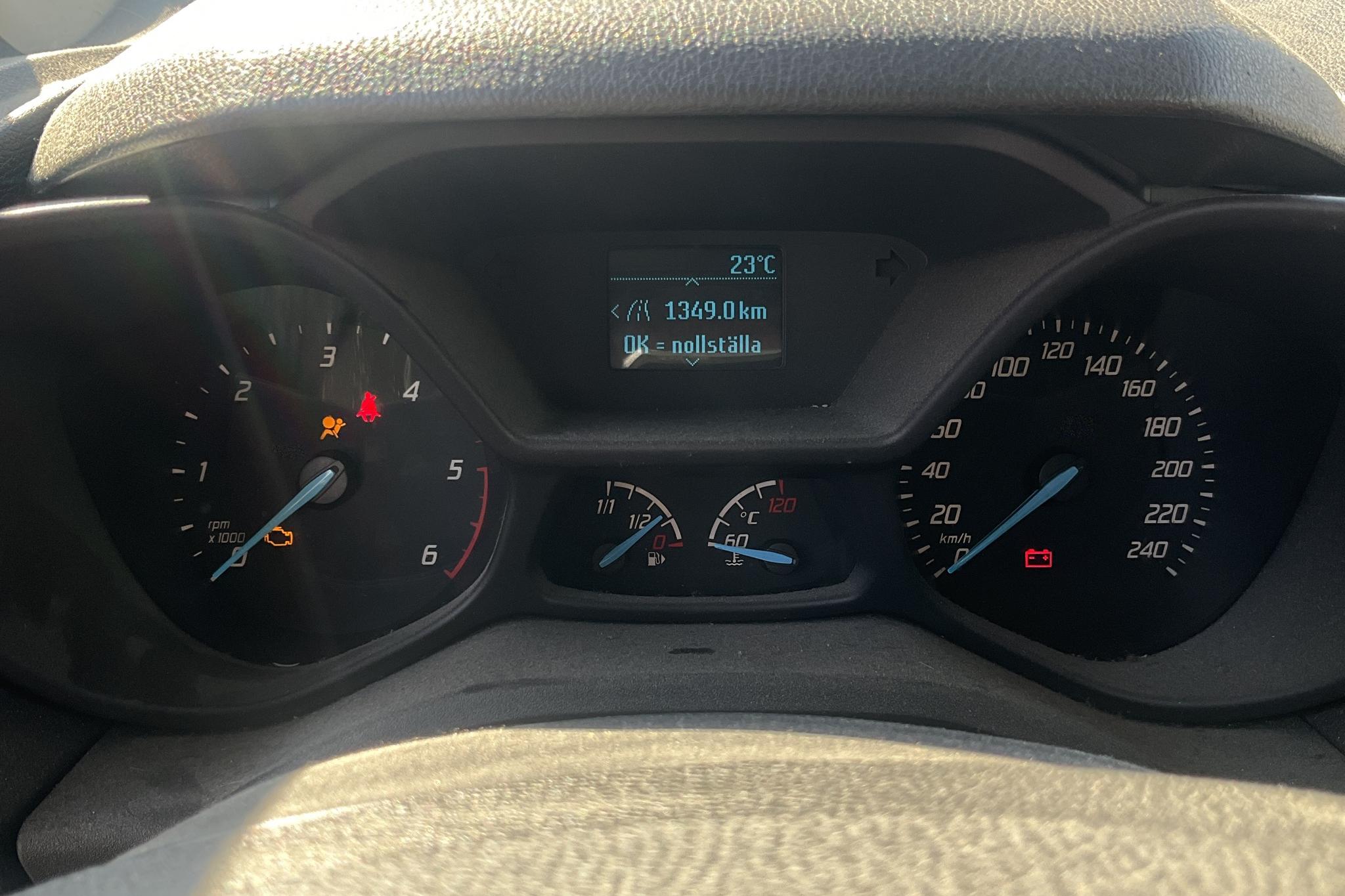 Ford Transit Connect 1.6 TDCi (95hk) - 17 086 mil - Manuell - vit - 2015