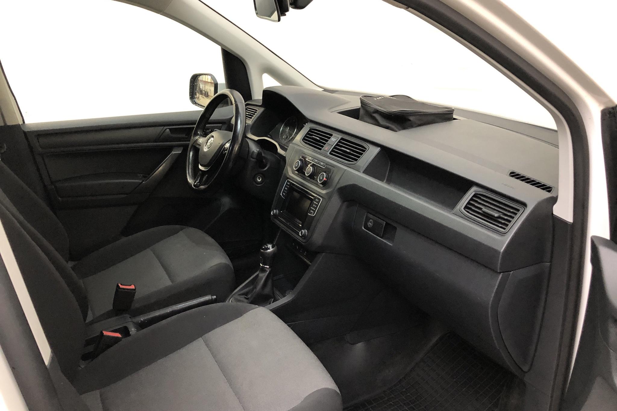 VW Caddy 1.4 TGI Maxi Skåp (110hk) - 6 536 mil - Manuell - vit - 2020