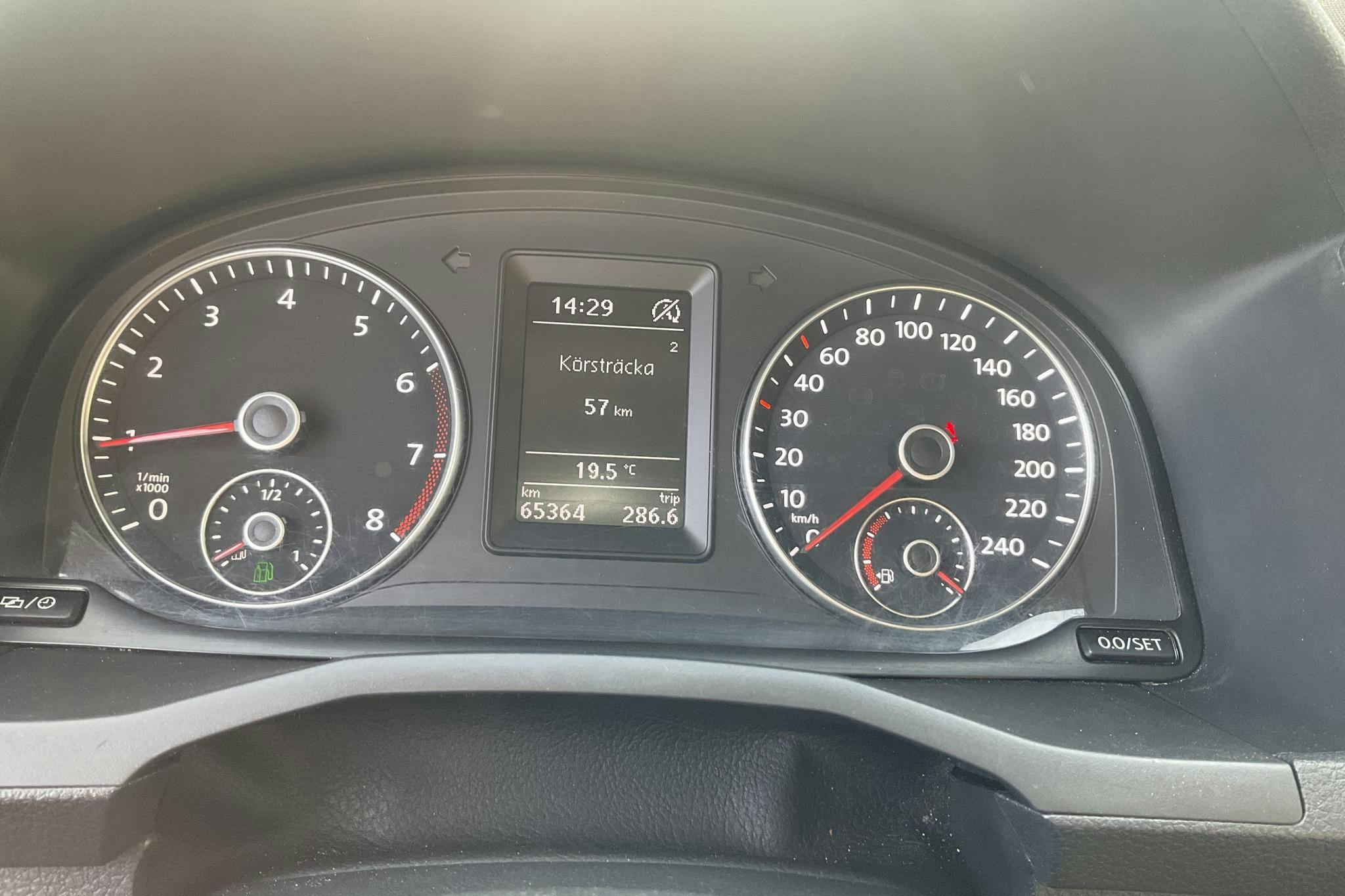 VW Caddy 1.4 TGI Maxi Skåp (110hk) - 6 536 mil - Manuell - vit - 2020