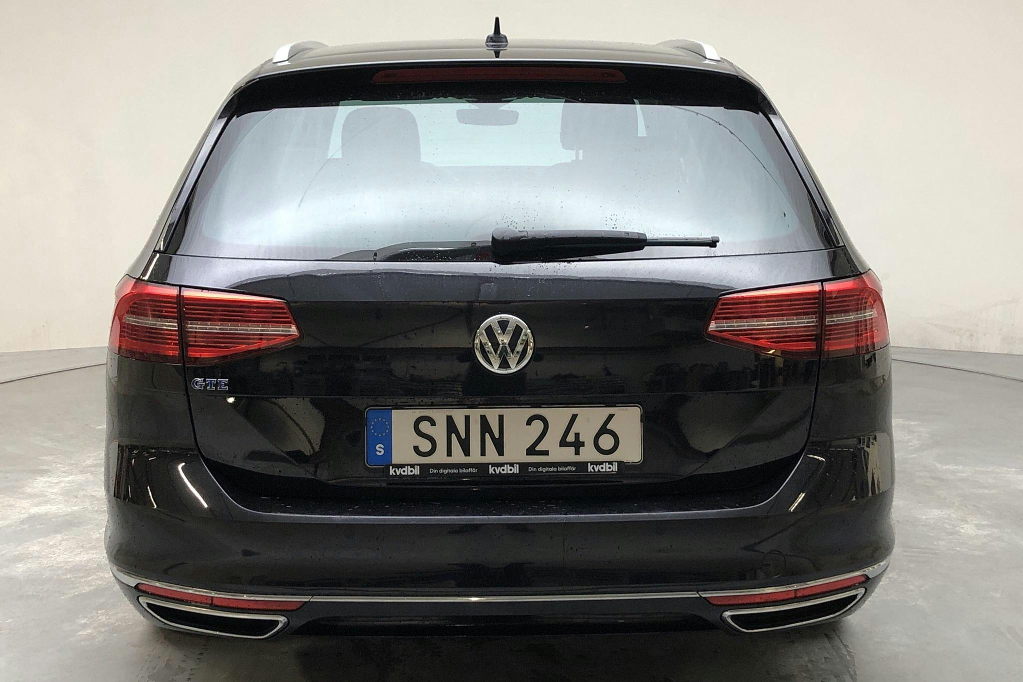 VW Passat 1.4 Plug-in-Hybrid Sportscombi (218hk) - 16 515 mil - Automat - svart - 2019