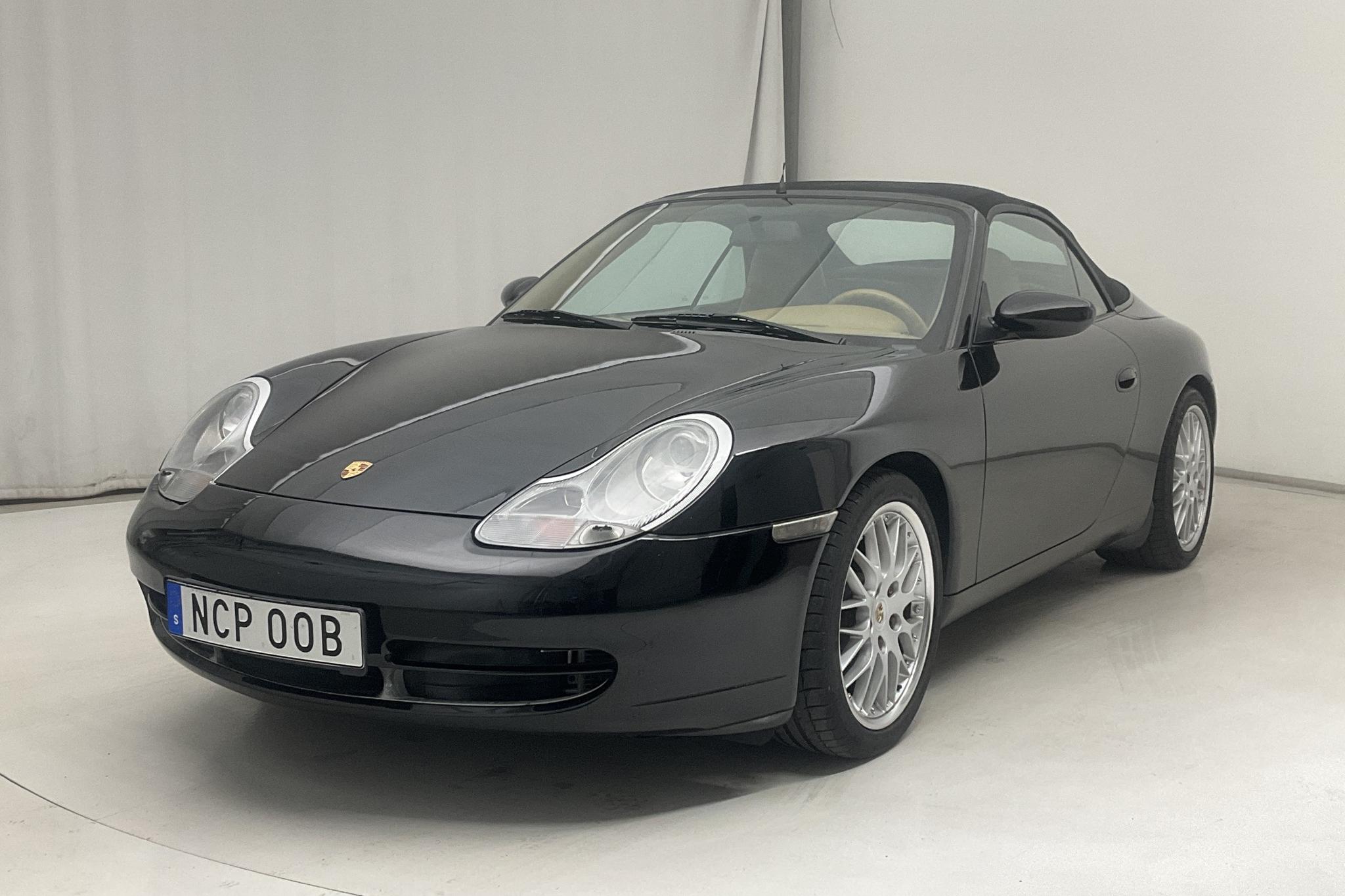 Porsche 911/996 Carrera 3.4 4 Cabriolet (301hk) - 148 000 km - Automatic - black - 2000