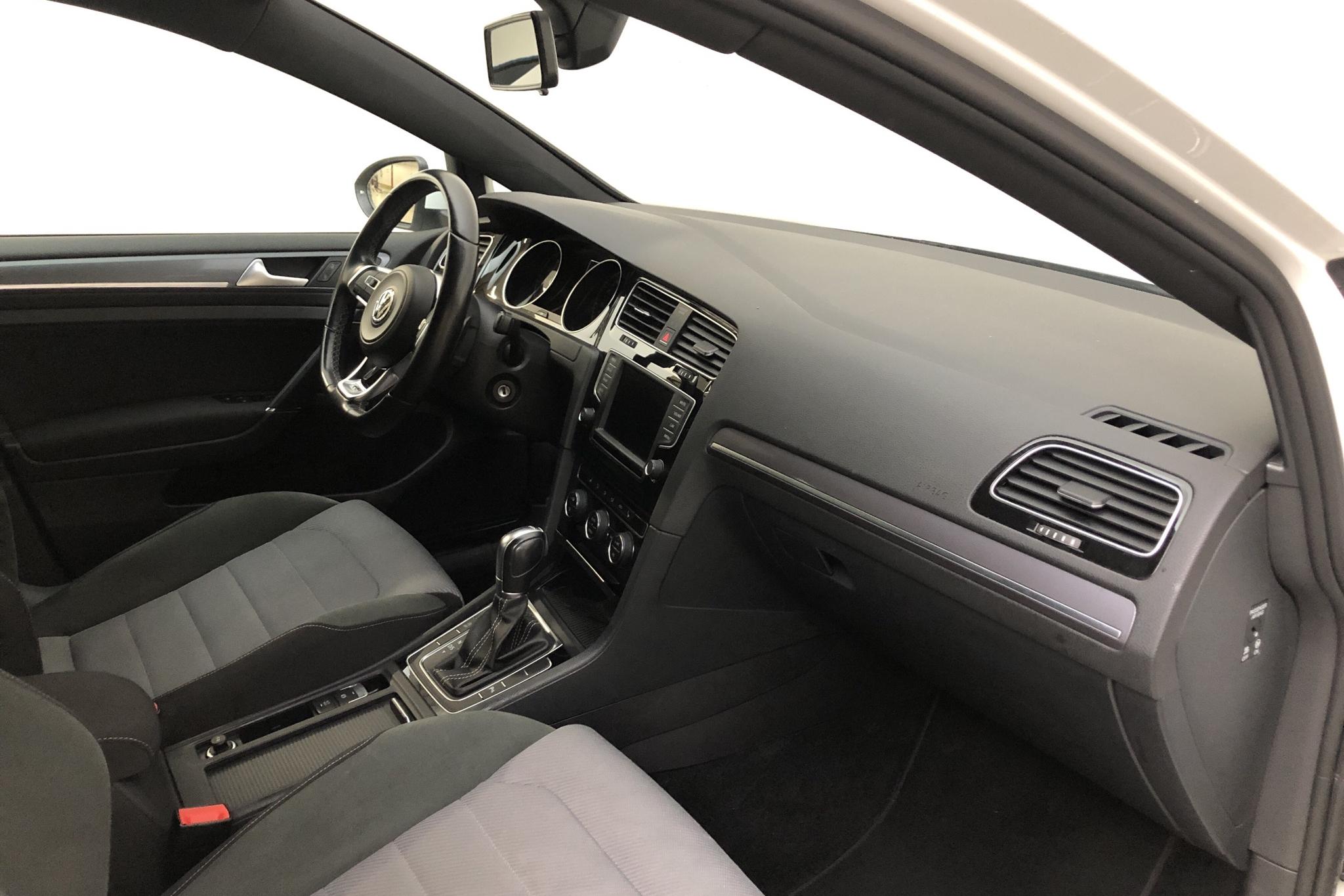 VW Golf VII 1.4 TSI 5dr (150hk) - 8 191 mil - Automat - vit - 2017