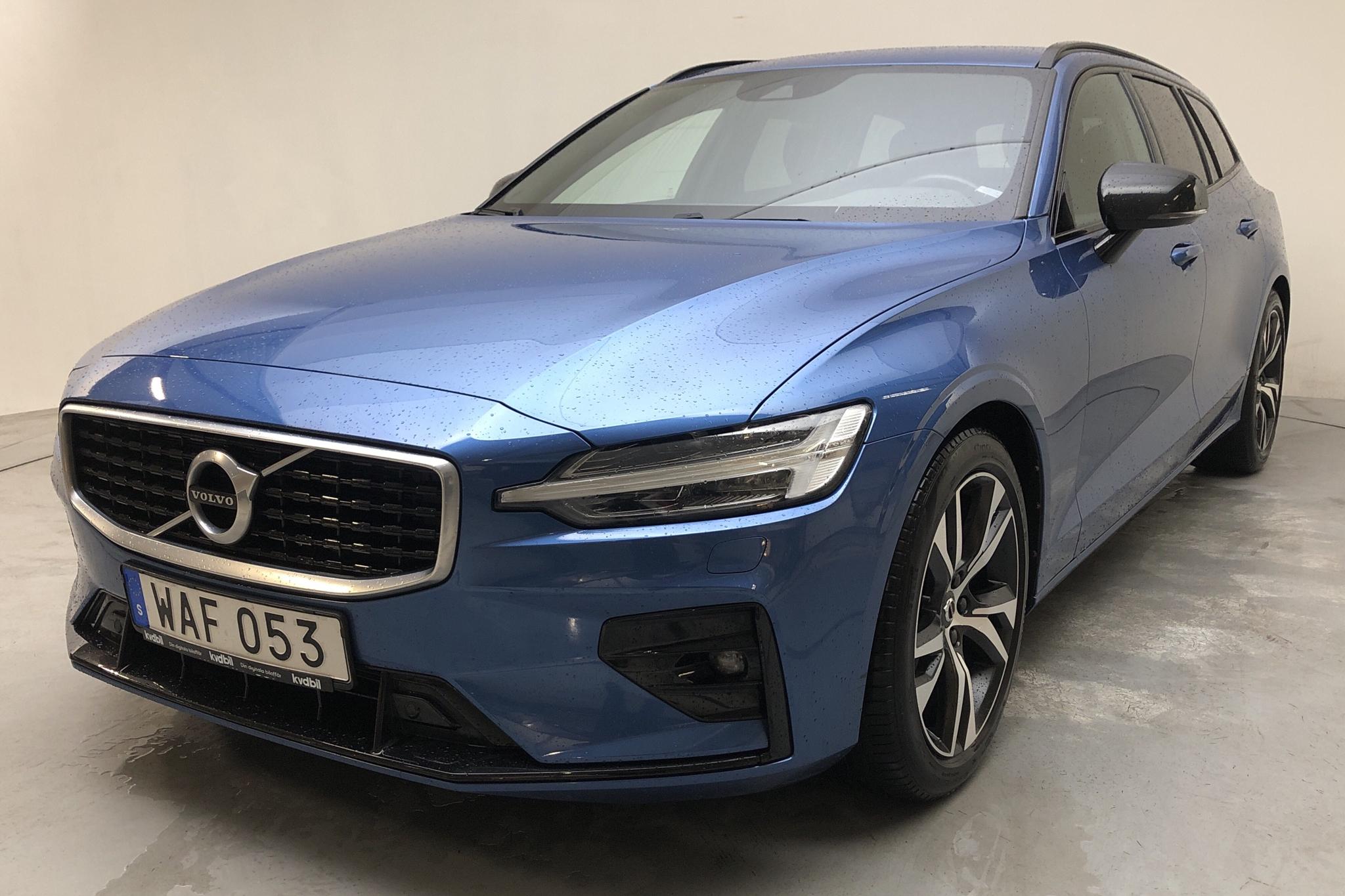 Volvo V60 D4 (190hk) - 9 750 mil - Automat - blå - 2019
