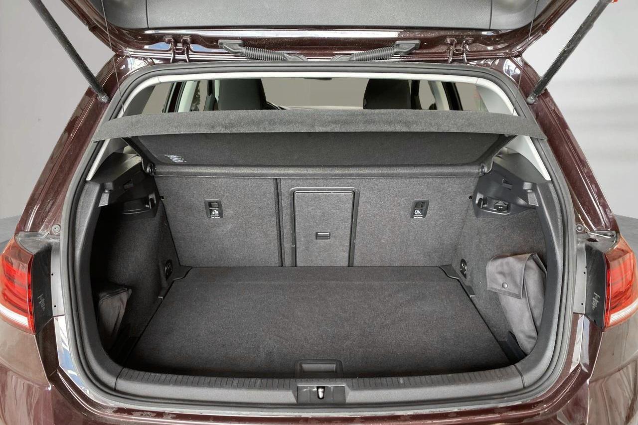 VW Golf VII 1.0 TSI 5dr (110hk) - 6 932 mil - Automat - 2018