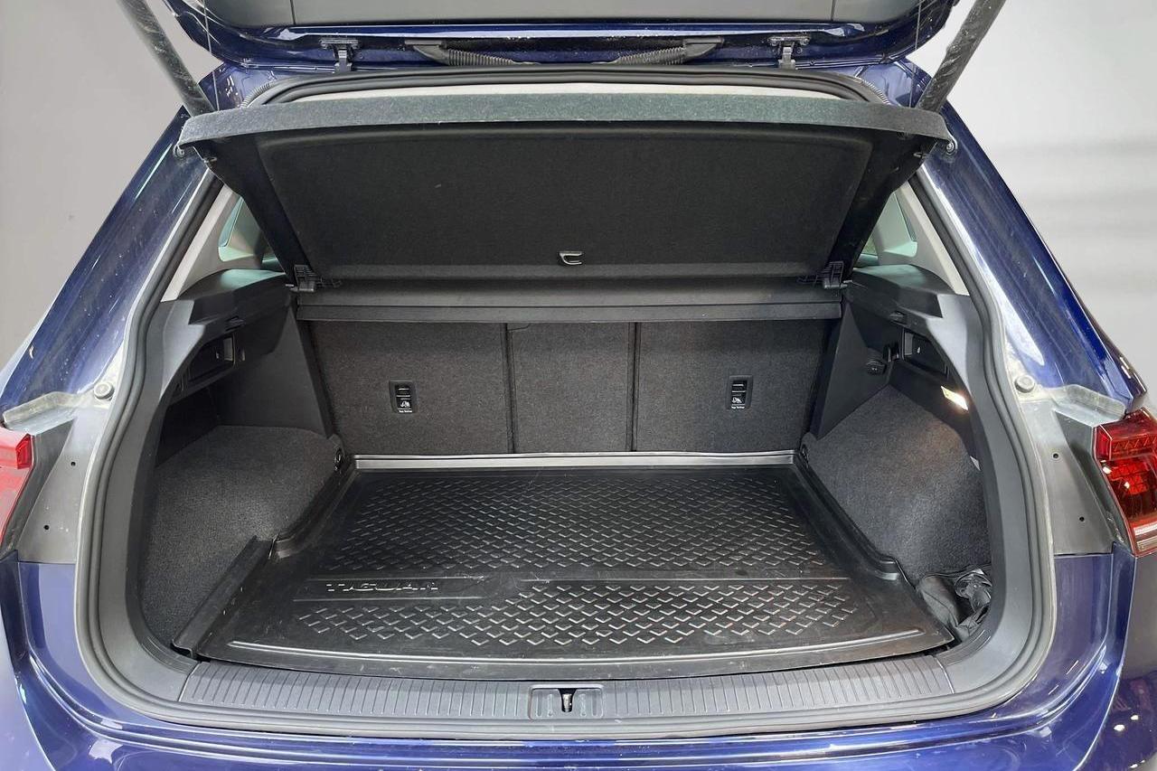 VW Tiguan 2.0 TDI 4MOTION (190hk) - 11 508 mil - Automat - blå - 2019