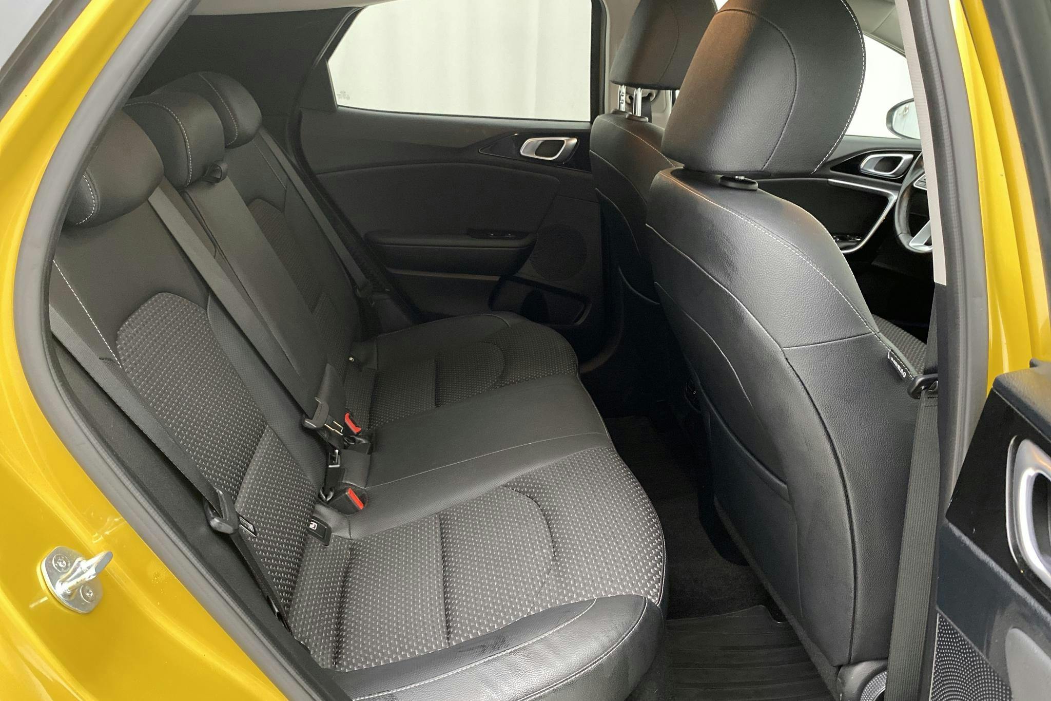 KIA XCeed 1.6 Plug-in Hybrid 5dr (141hk) - 38 030 km - Automatic - yellow - 2021