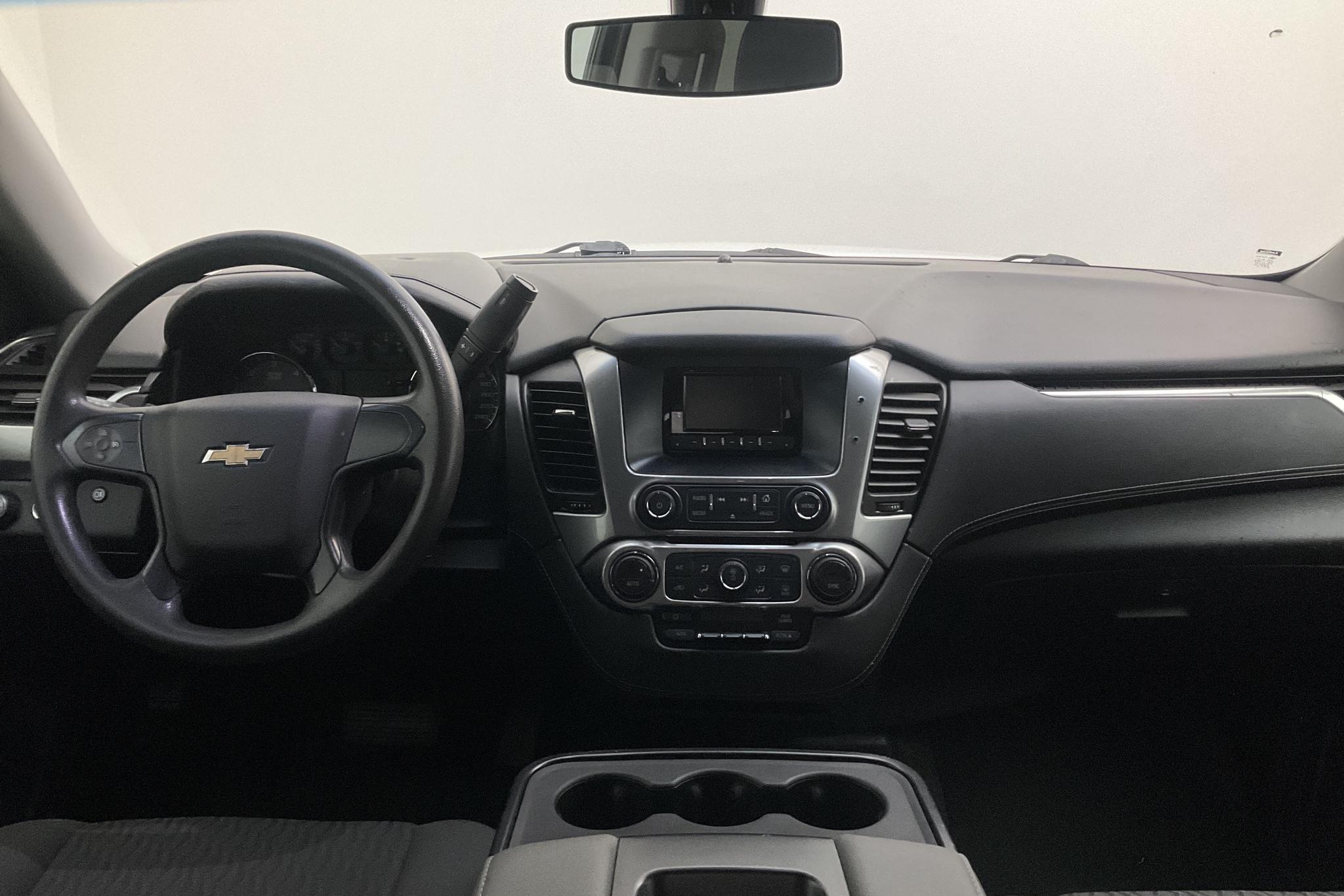Chevrolet Tahoe 5.3 V8 (360hk) - 19 654 mil - Automat - vit - 2016