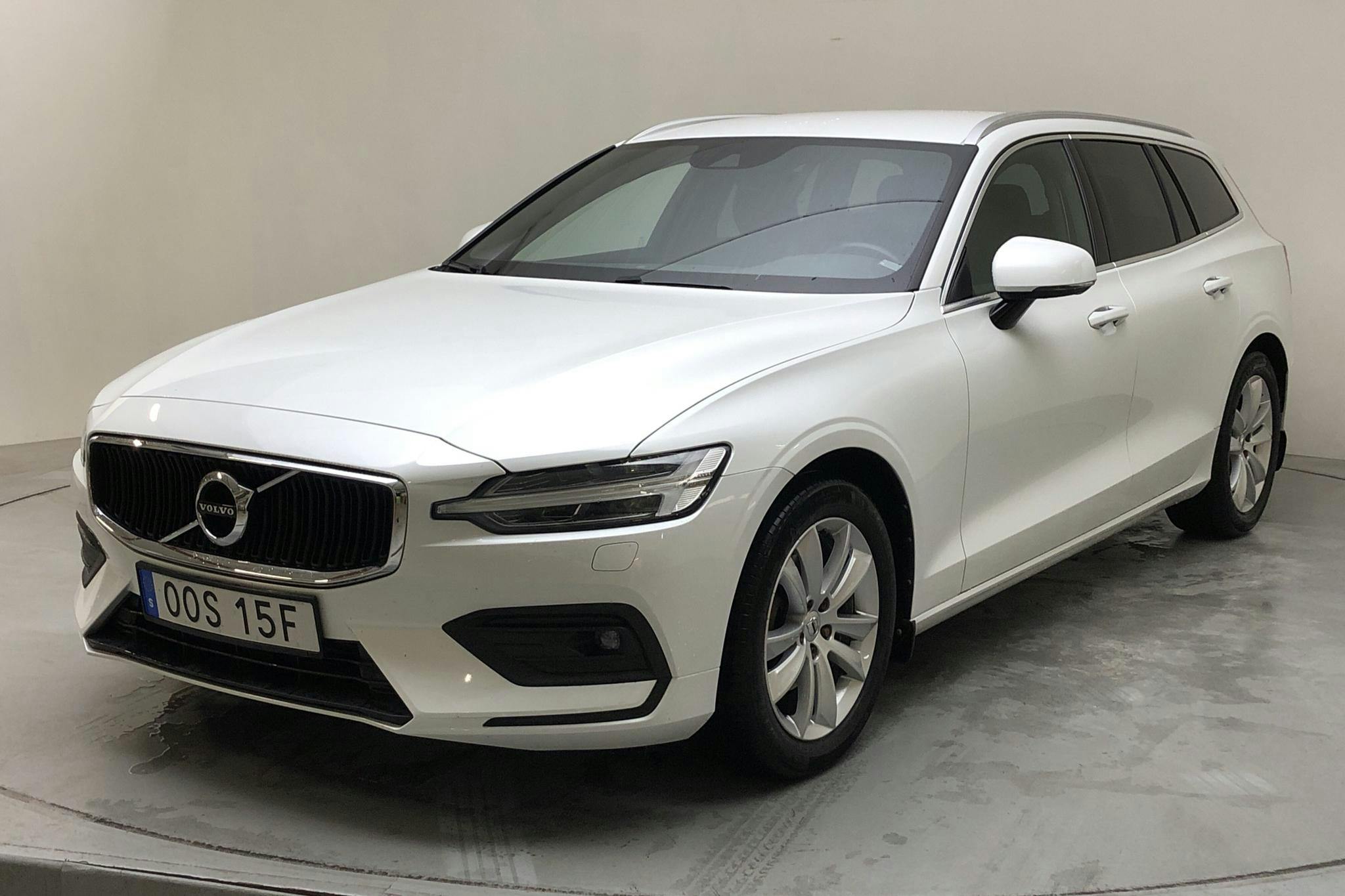 Volvo V60 D4 (190hk) - 74 580 km - Manual - white - 2019