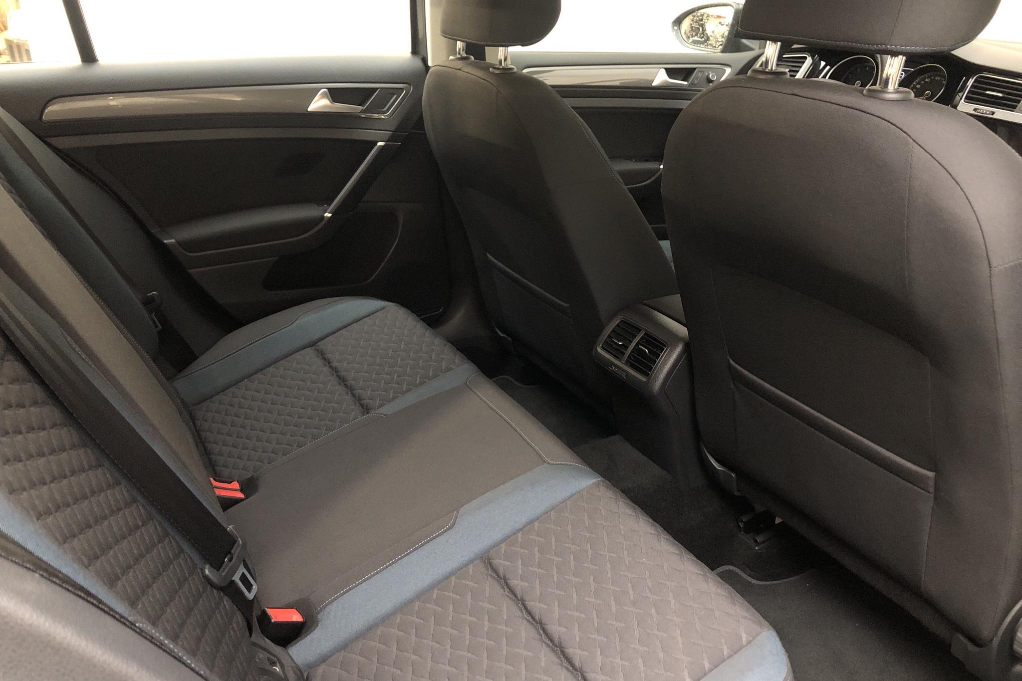 VW Golf VII 1.0 TSI (115hk) - 2 910 mil - Automat - Dark Grey - 2019