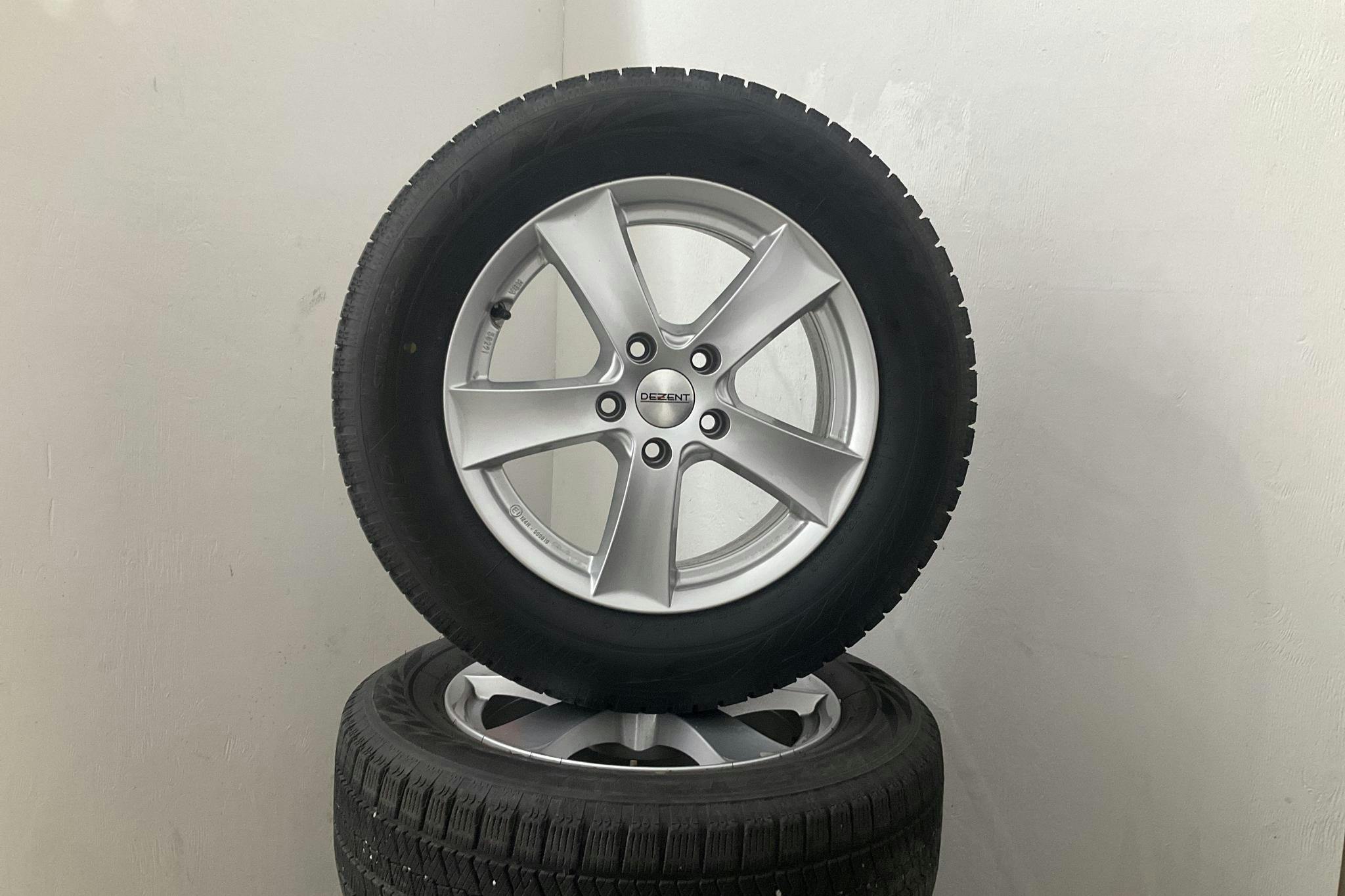 Skoda Karoq 1.6 TDI (115hk) - 3 317 mil - Manuell - vit - 2020