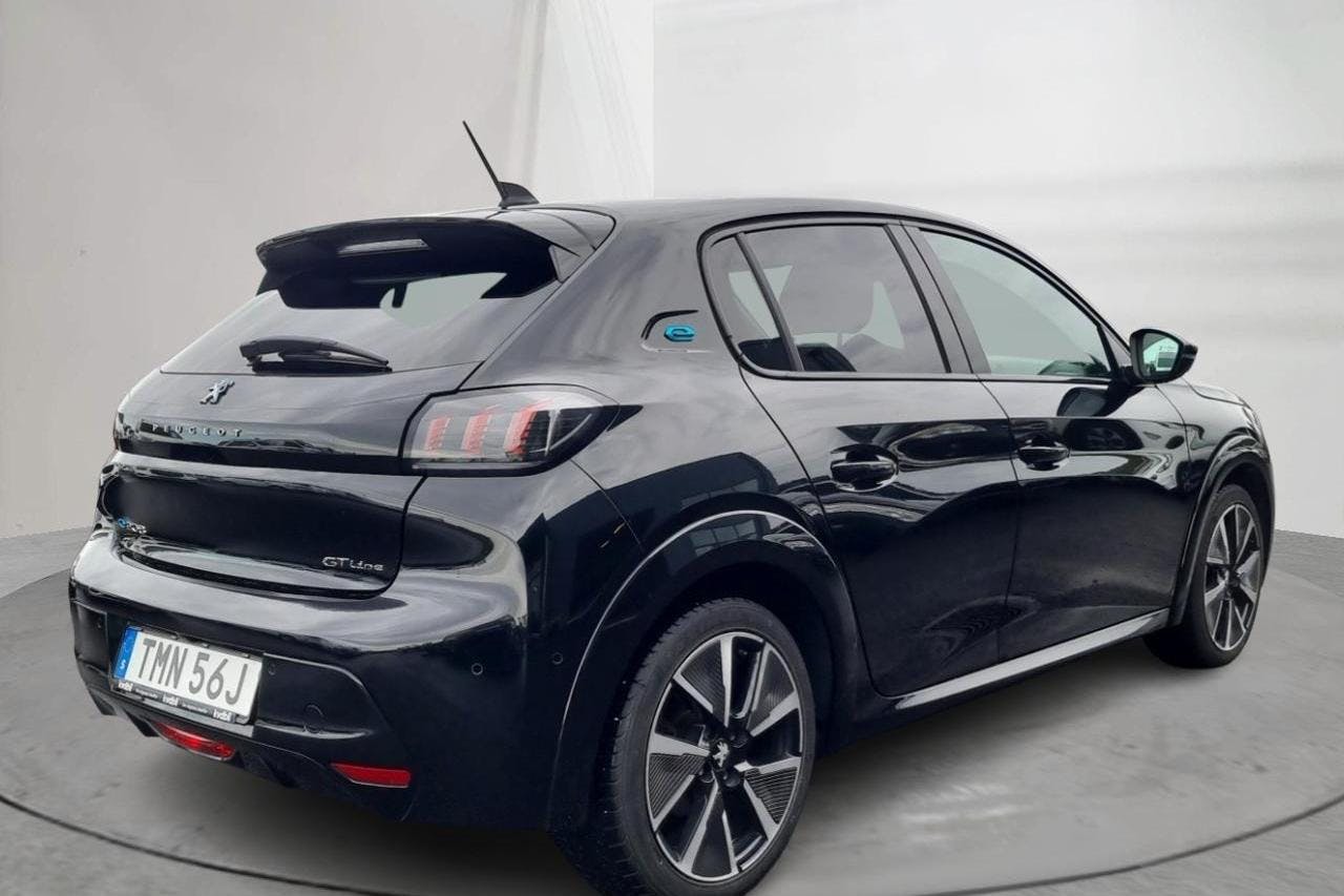 Peugeot e-208 50 kWh 5dr (136hk) - 90 710 km - Automatic - black - 2021