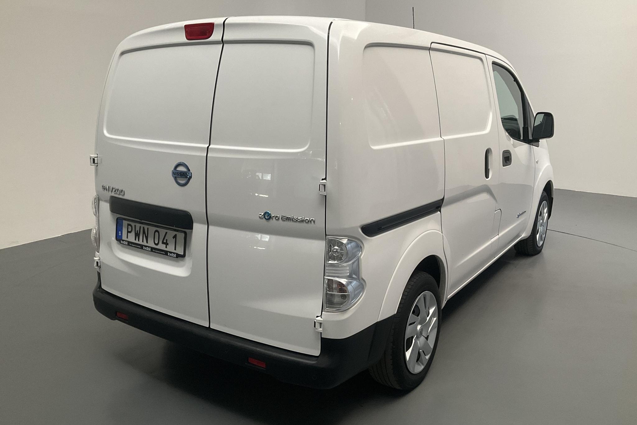 Nissan e-NV200 40,0 kWh (109hk) - 7 777 mil - Automat - vit - 2019