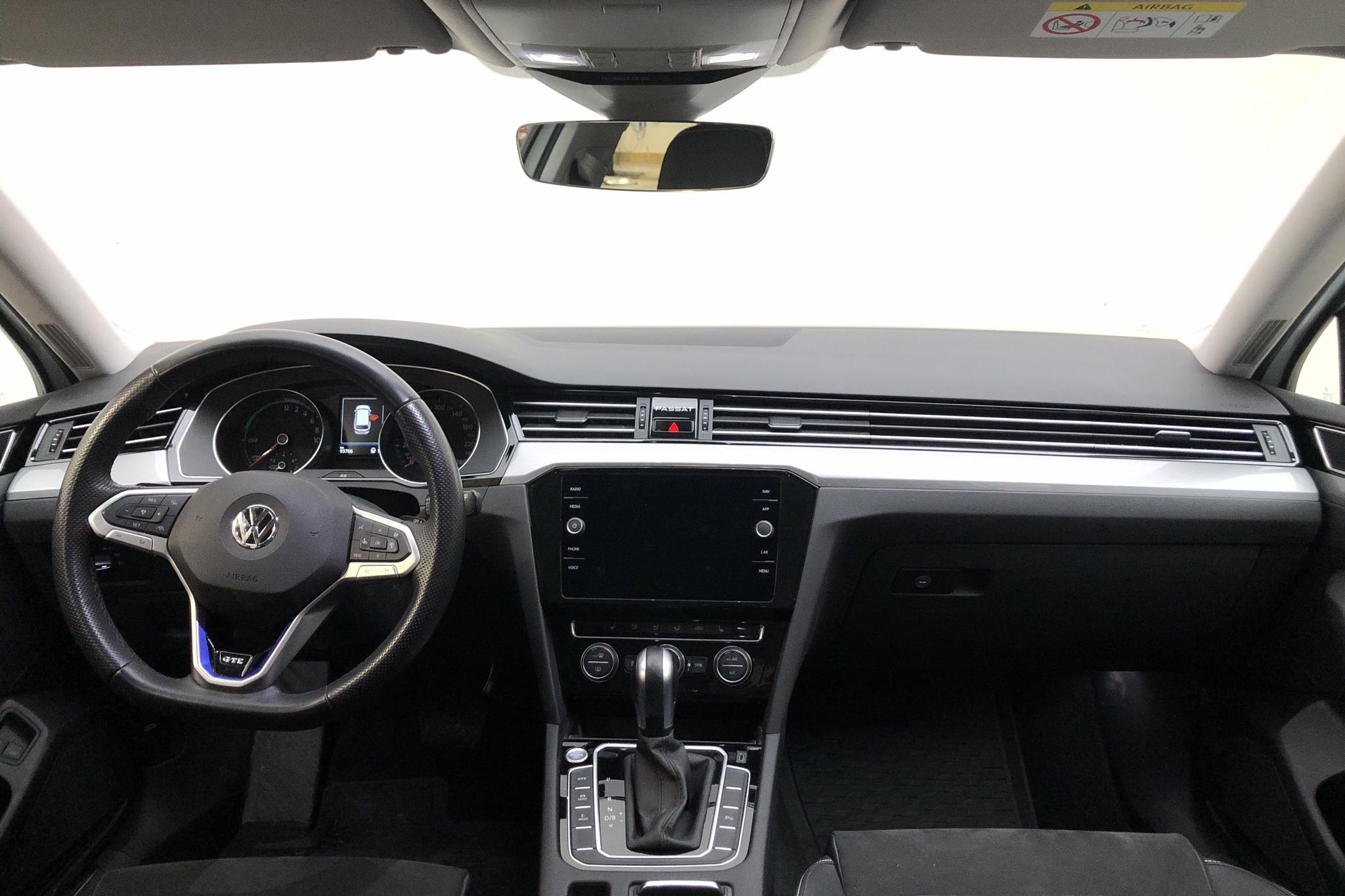 VW Passat 1.4 GTE Sportscombi (218hk) - 93 760 km - Automatic - white - 2020
