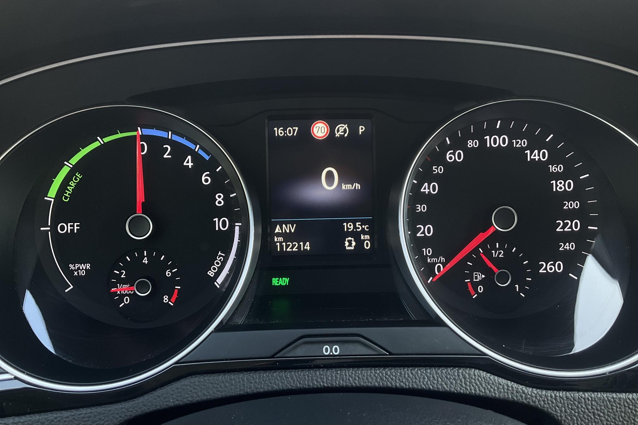 VW Passat 1.4 GTE Sportscombi (218hk) - 112 220 km - Automatic - white - 2020