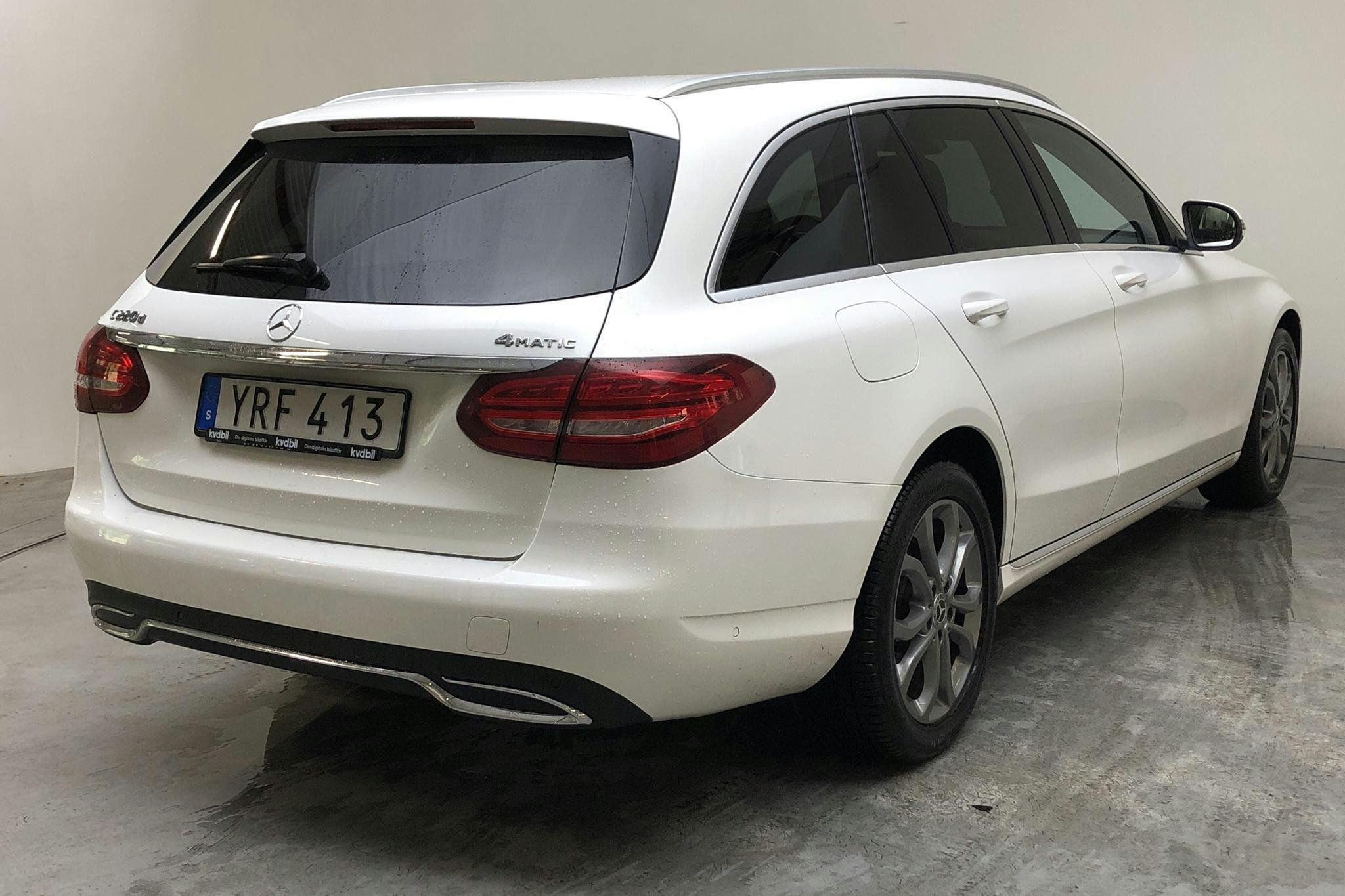 Mercedes C 220 d 4MATIC Kombi S205 (170hk) - 17 099 mil - Automat - vit - 2018