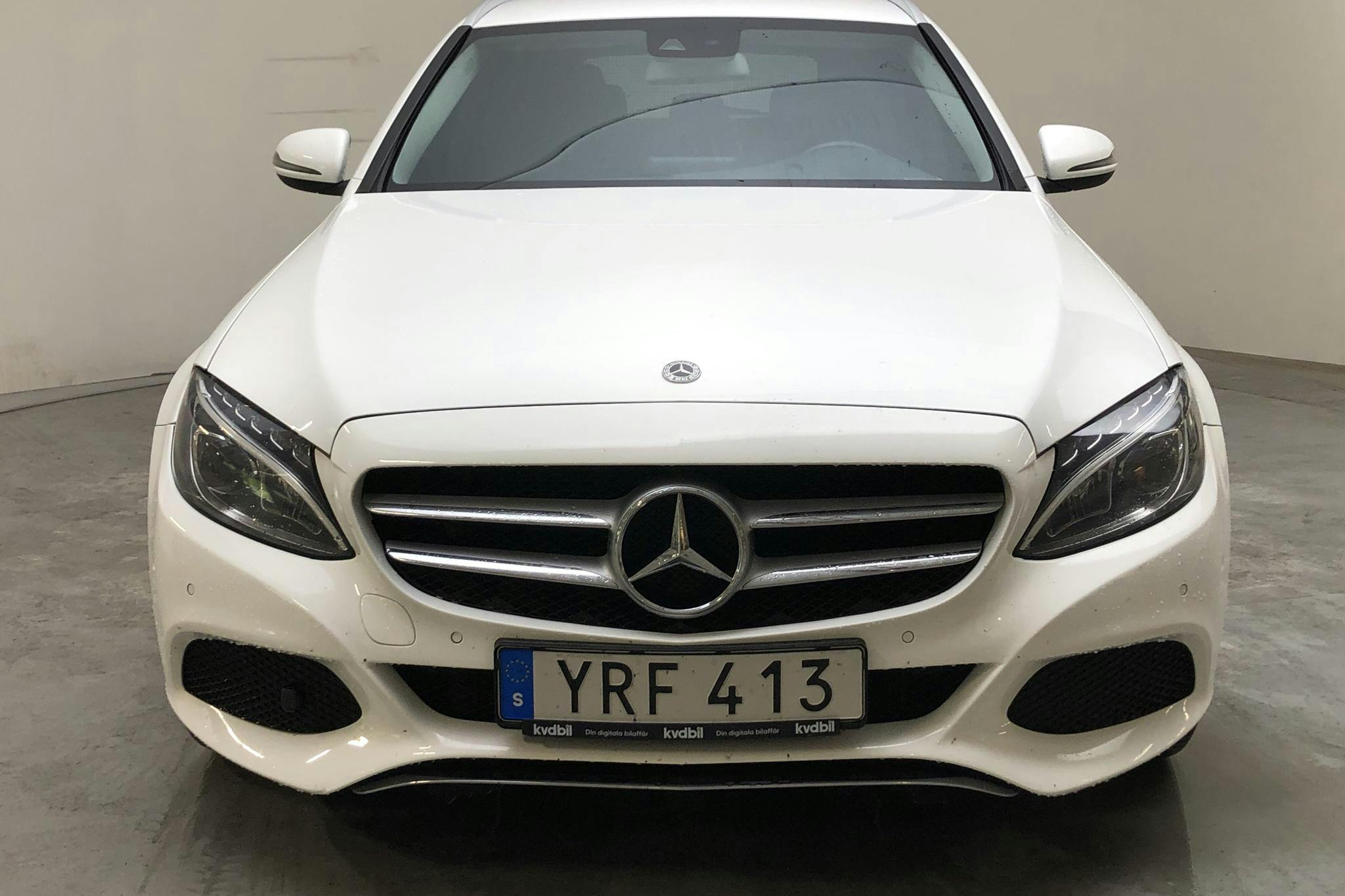 Mercedes C 220 d 4MATIC Kombi S205 (170hk) - 17 099 mil - Automat - vit - 2018