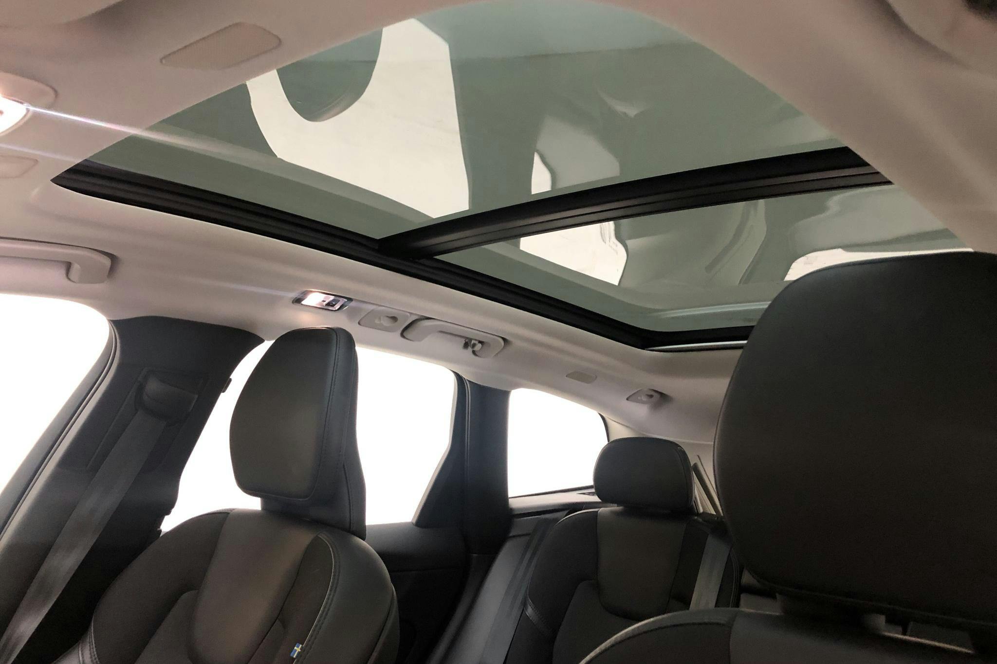 Volvo XC60 T8 AWD Twin Engine (390hk) - 6 767 mil - Automat - Light Brown - 2020