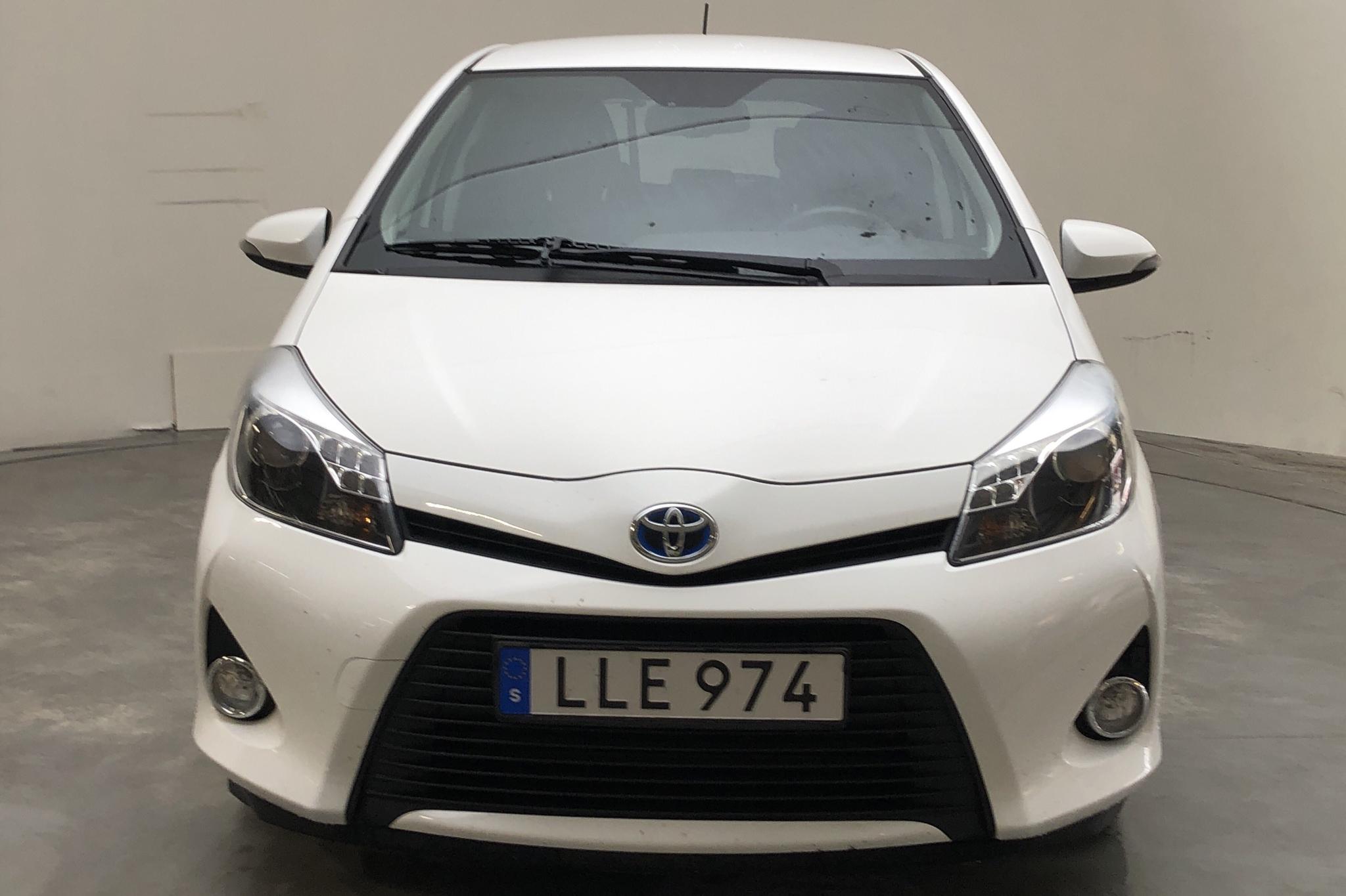 Toyota Yaris 1.5 HSD 5dr (75hk) - 83 430 km - Automatic - white - 2014